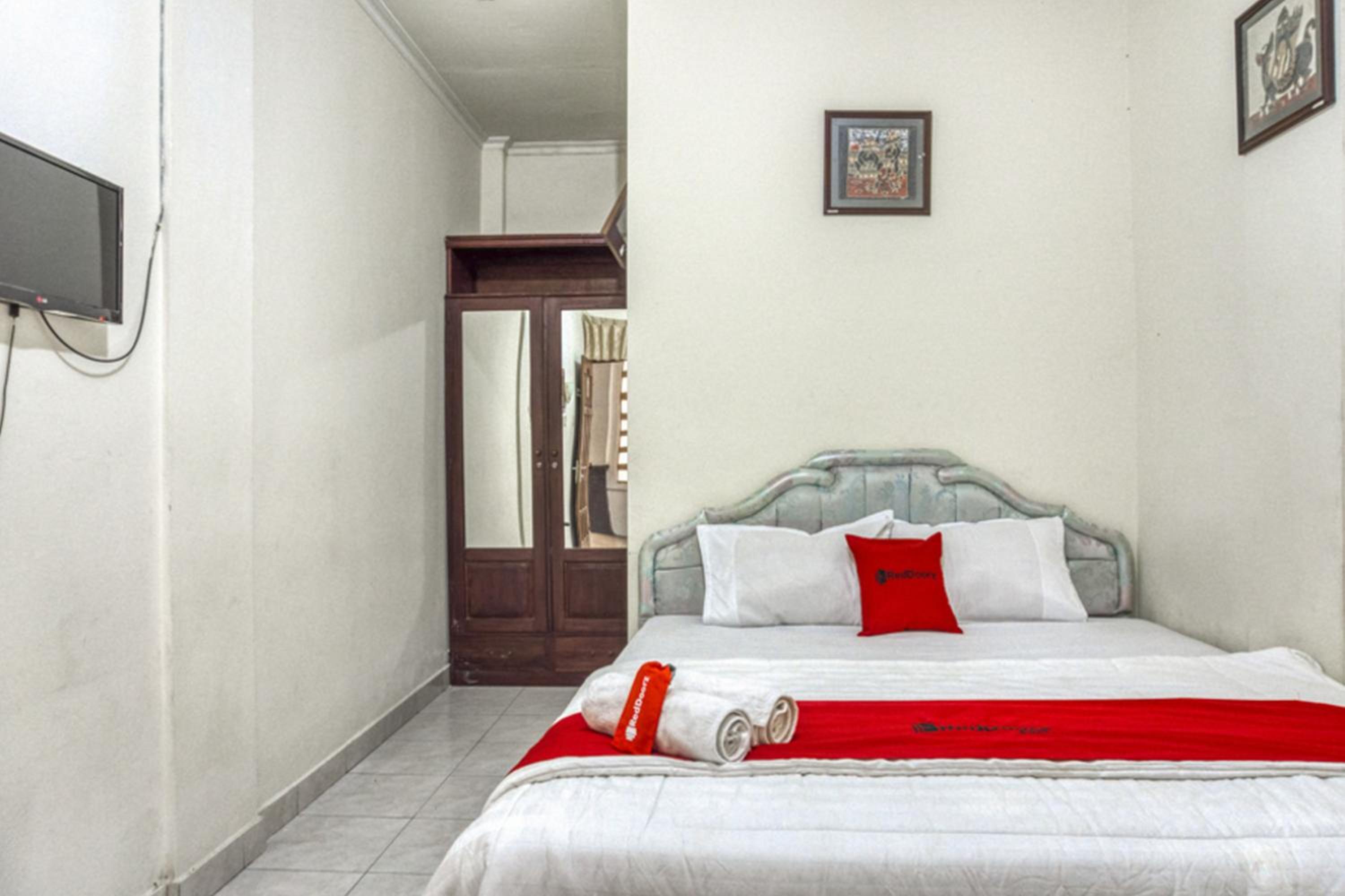 Standard Double Room - Photo 2