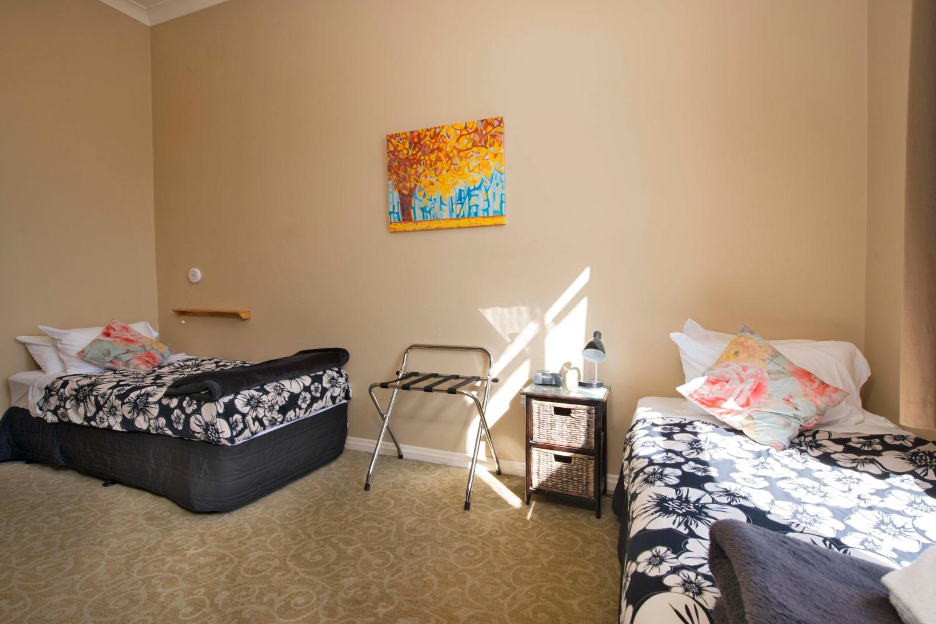 Twin Room with Private Bathroom photo 1
