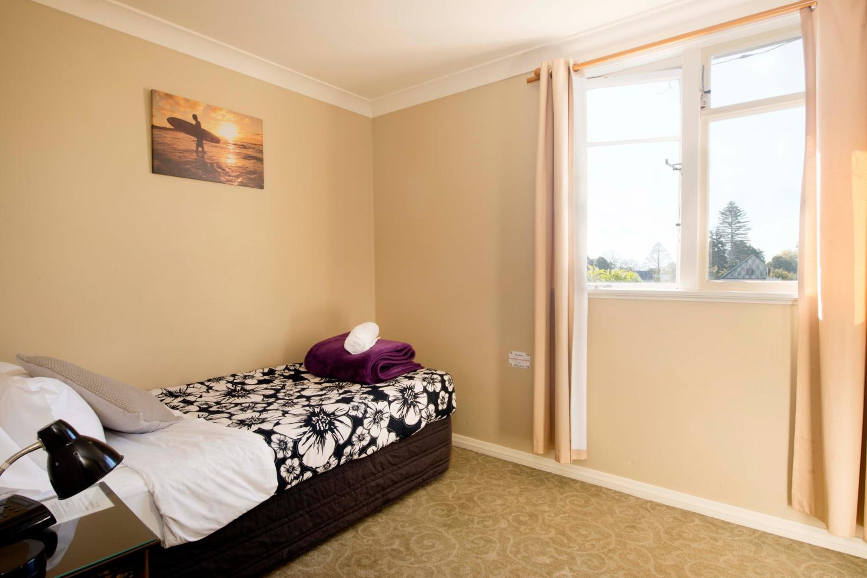 Single Room with Private Bathroom photo 1