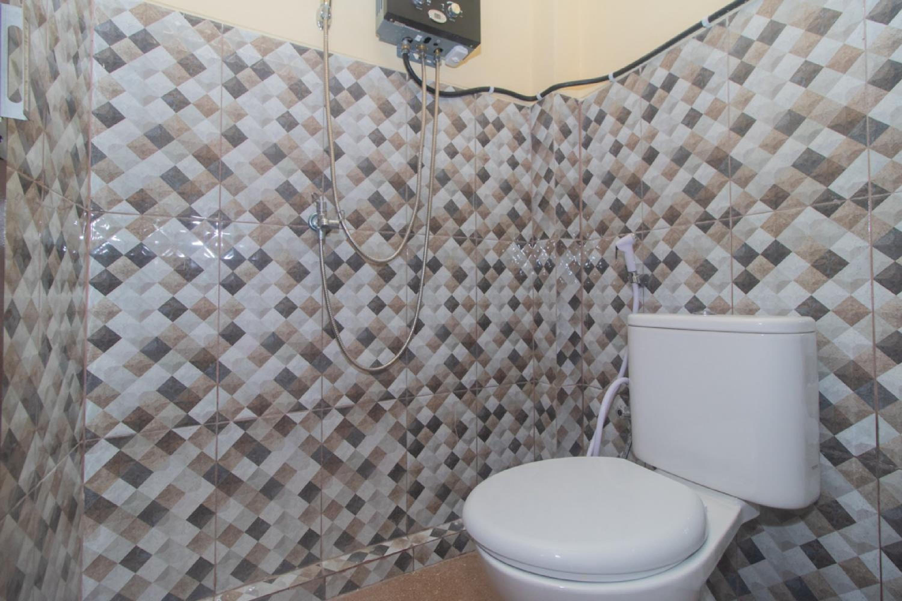 Standard Double Room - Photo 4