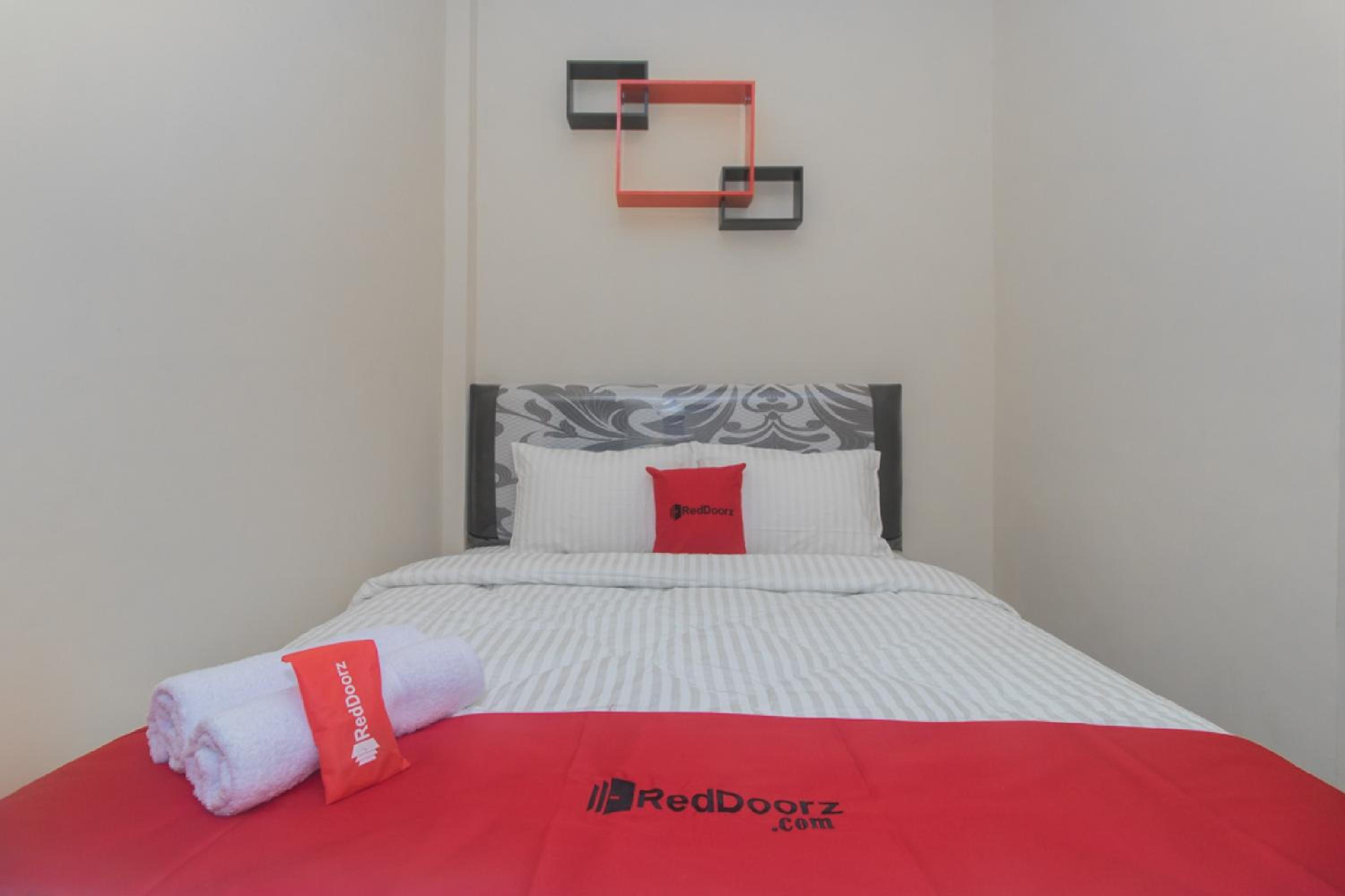 Standard Double Room - Photo 7
