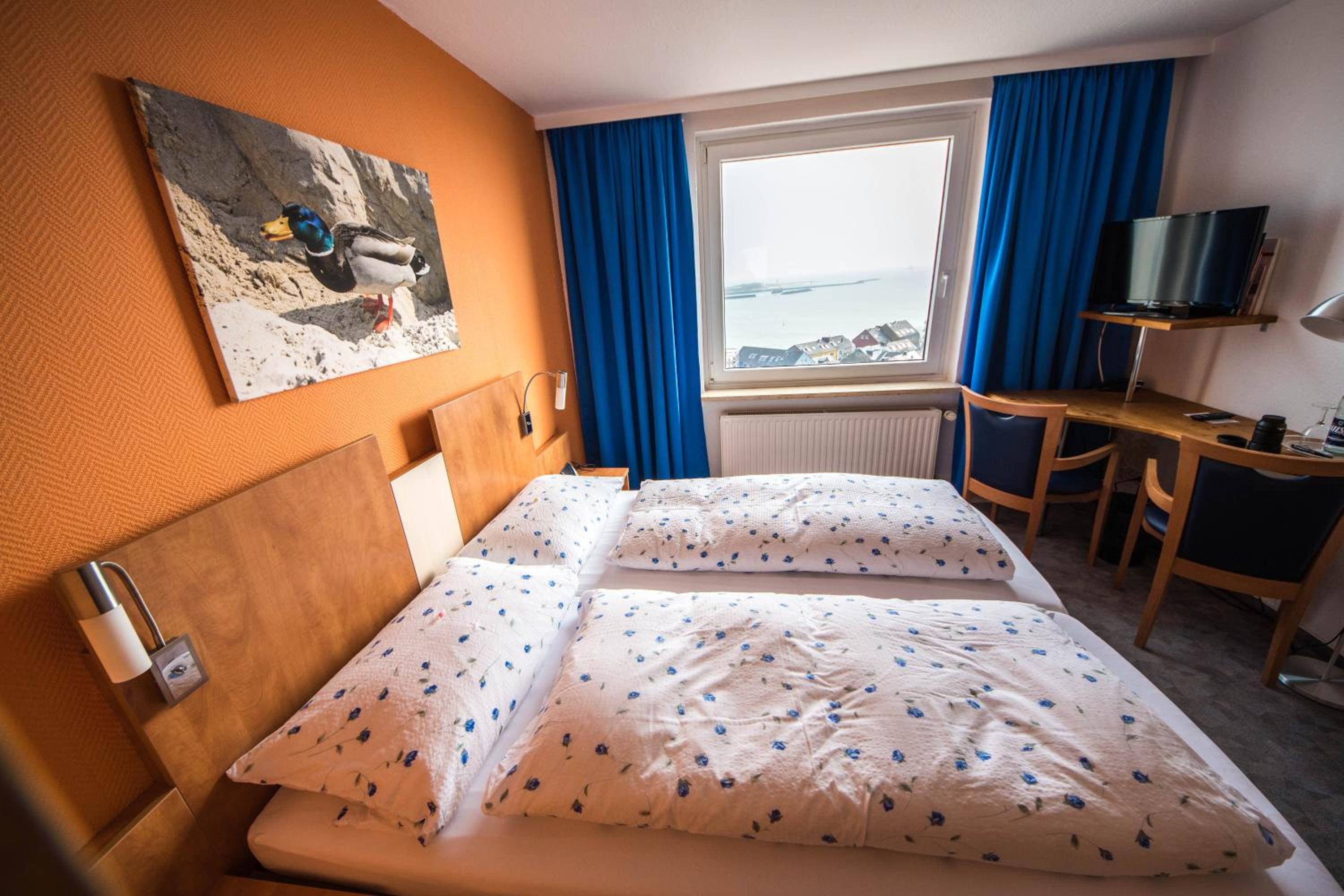 Double Room with partly sea view - without balcony