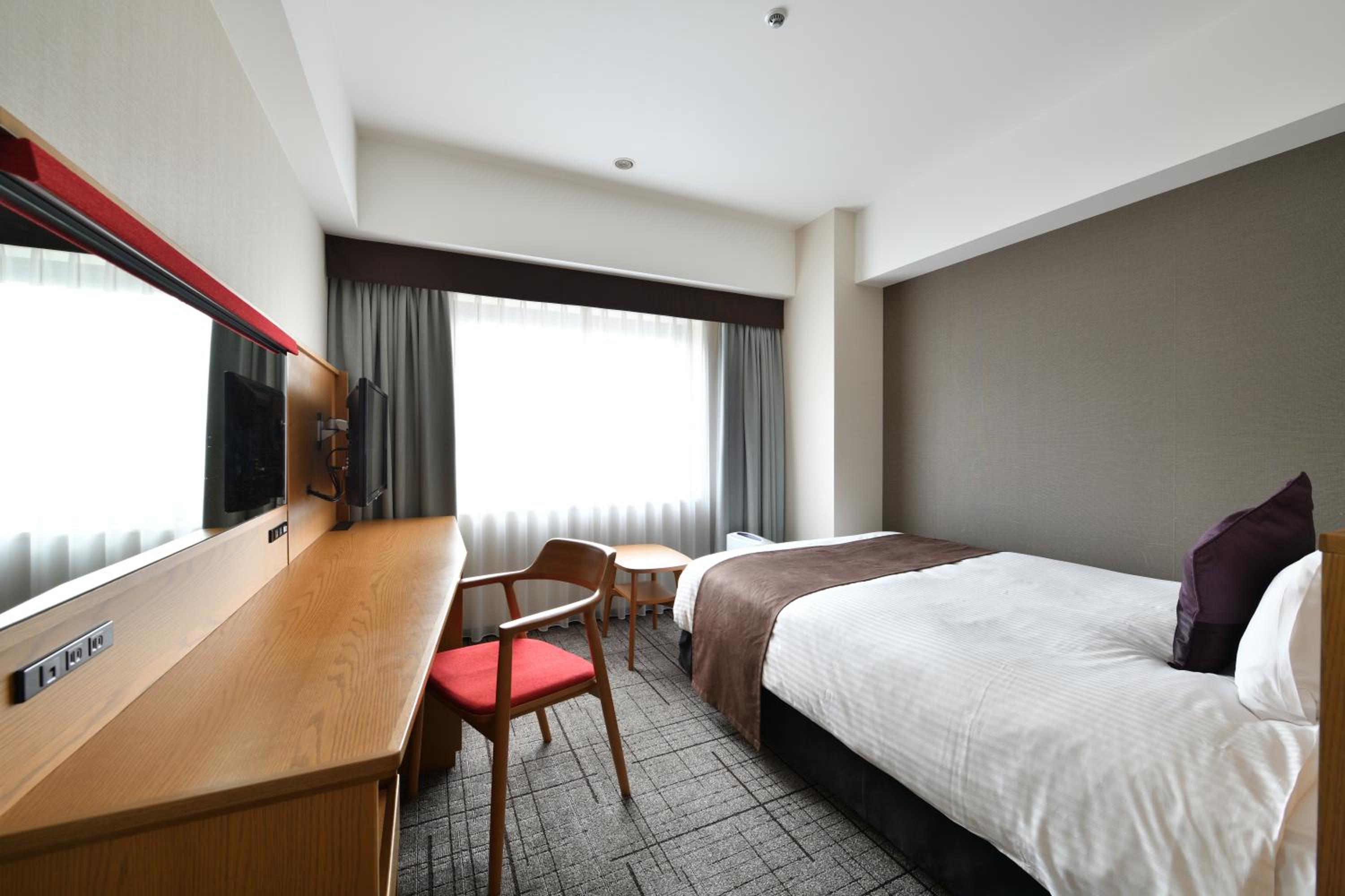 Standard Single Room - Non-Smoking
