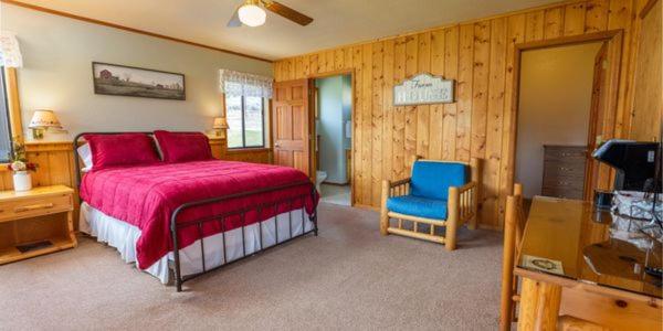 Queen Room With Spa Bath