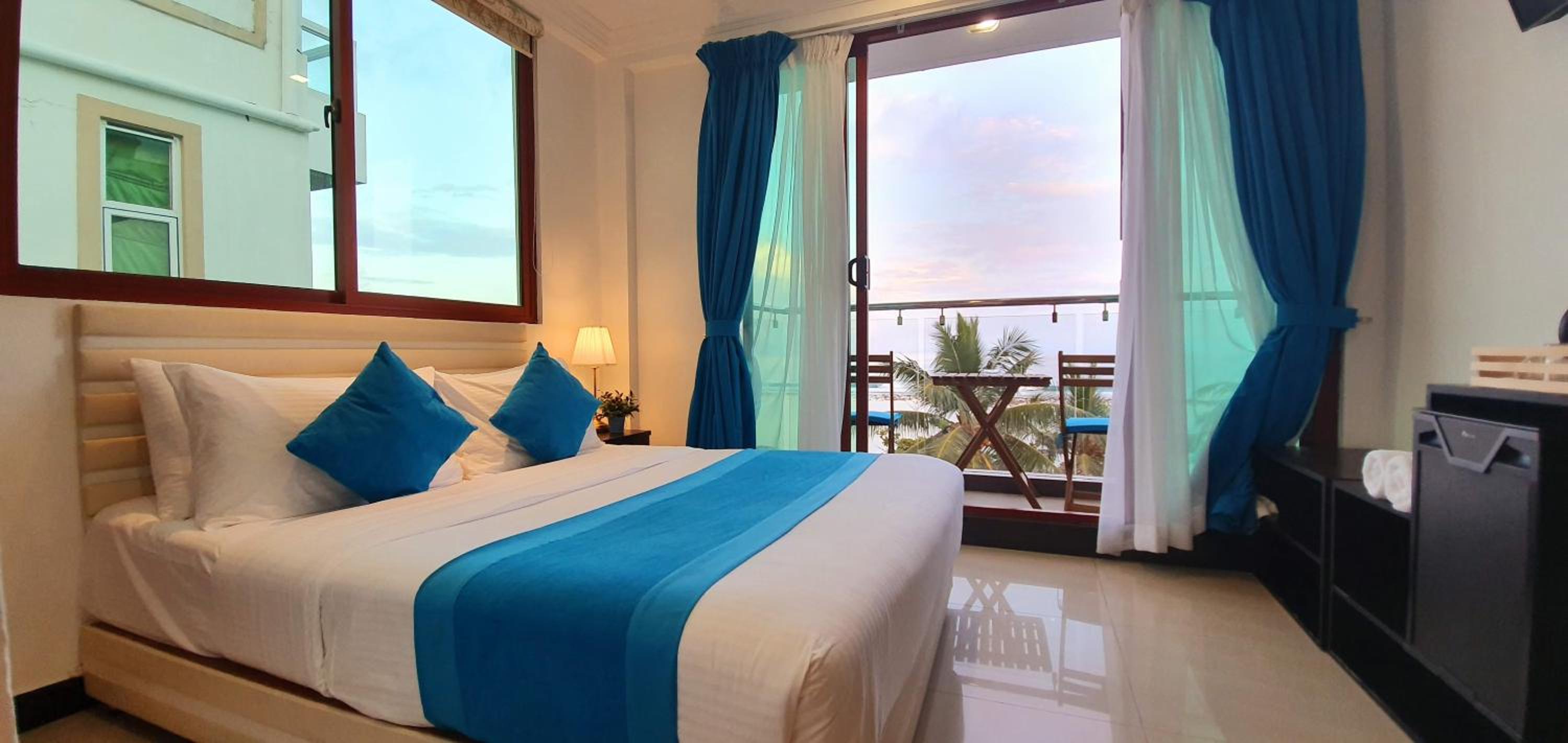 Deluxe Double Room with Balcony and Sea View (10% off on Male City Tour) photo 1