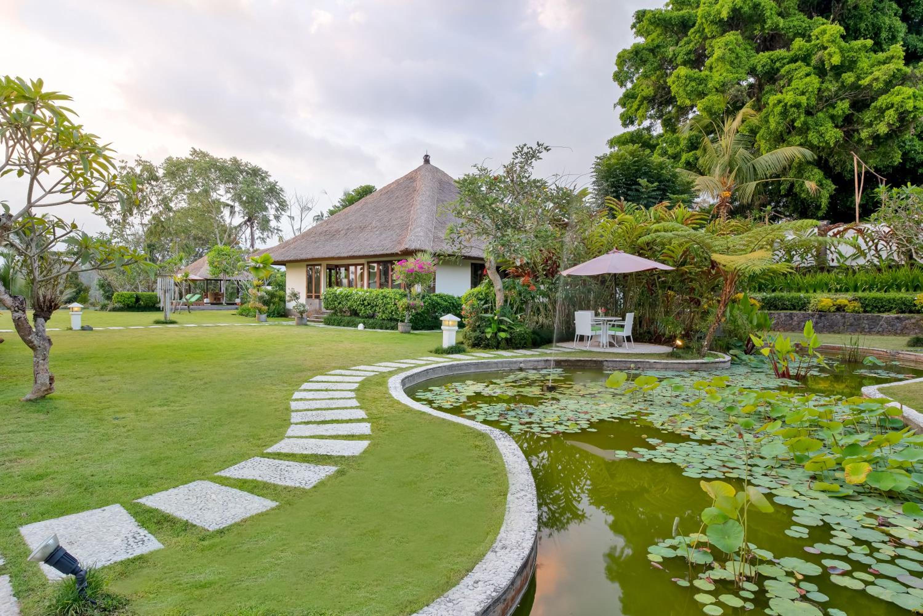 One-Bedroom In A Shared Villa - Ground Floor photo 2