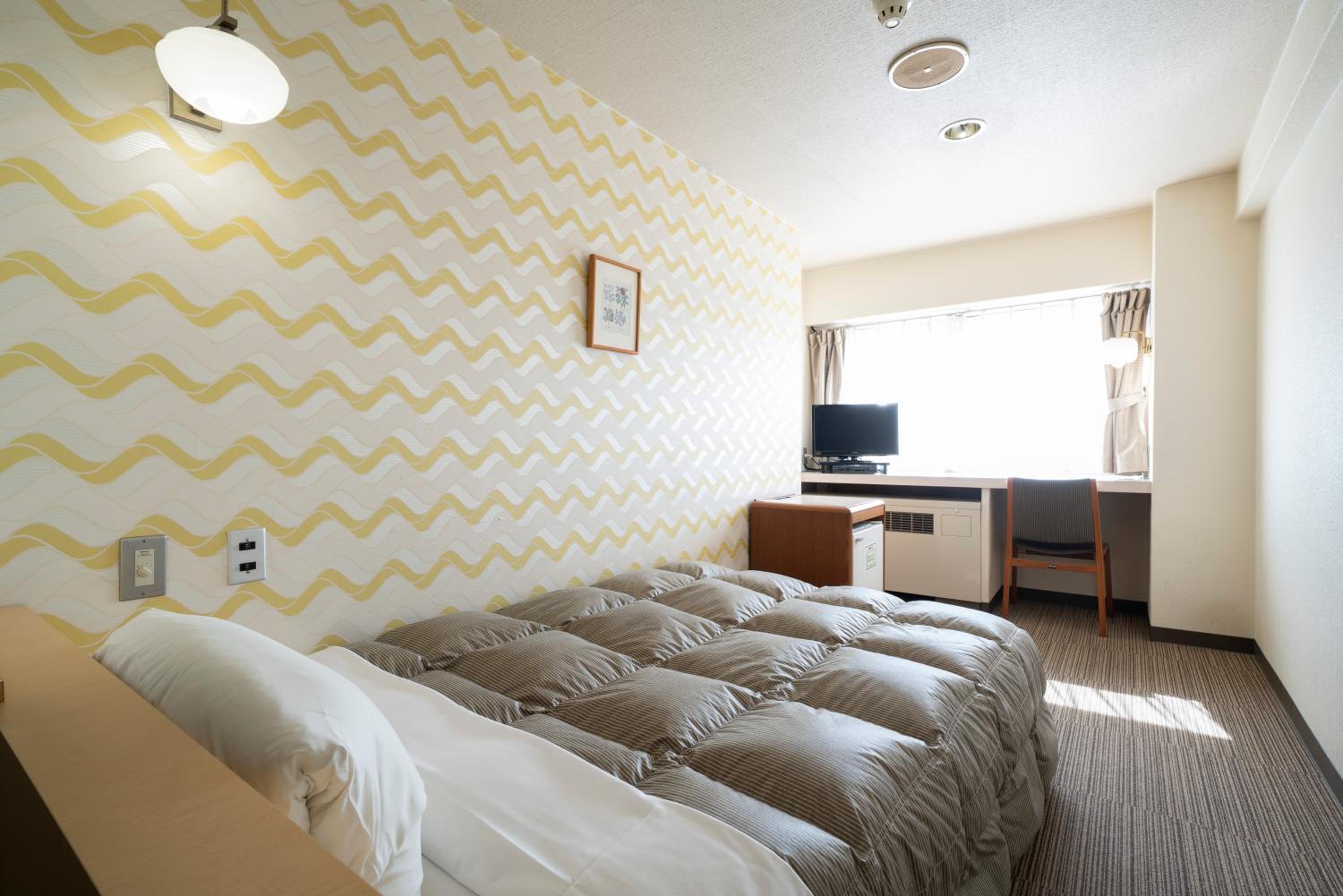 Single Room - Photo 1