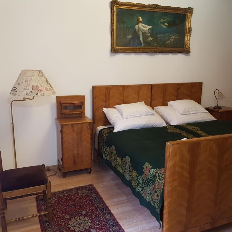 Double or Twin Room with Bathroom photo 1
