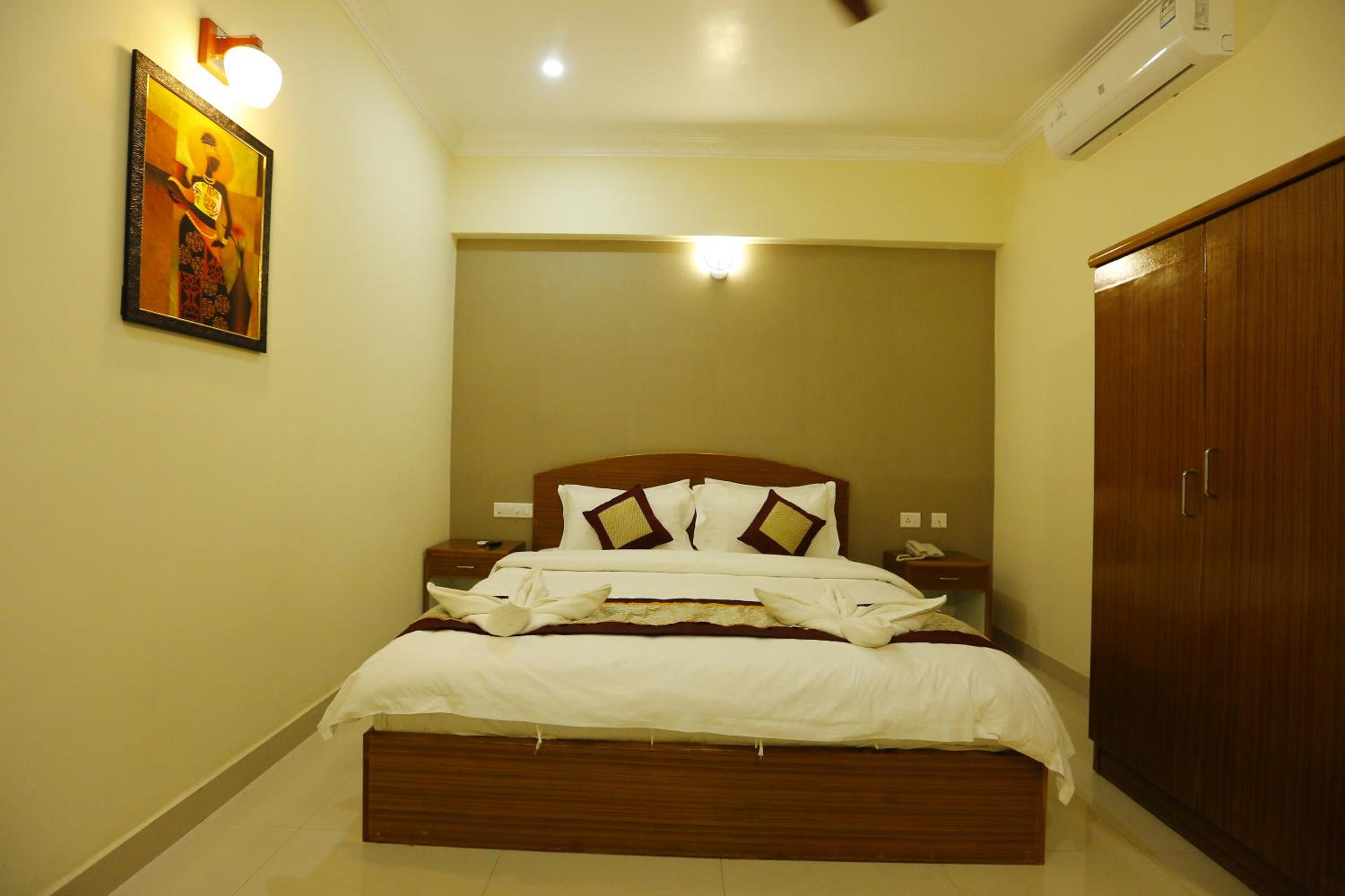 Standard Double Room - Photo 3