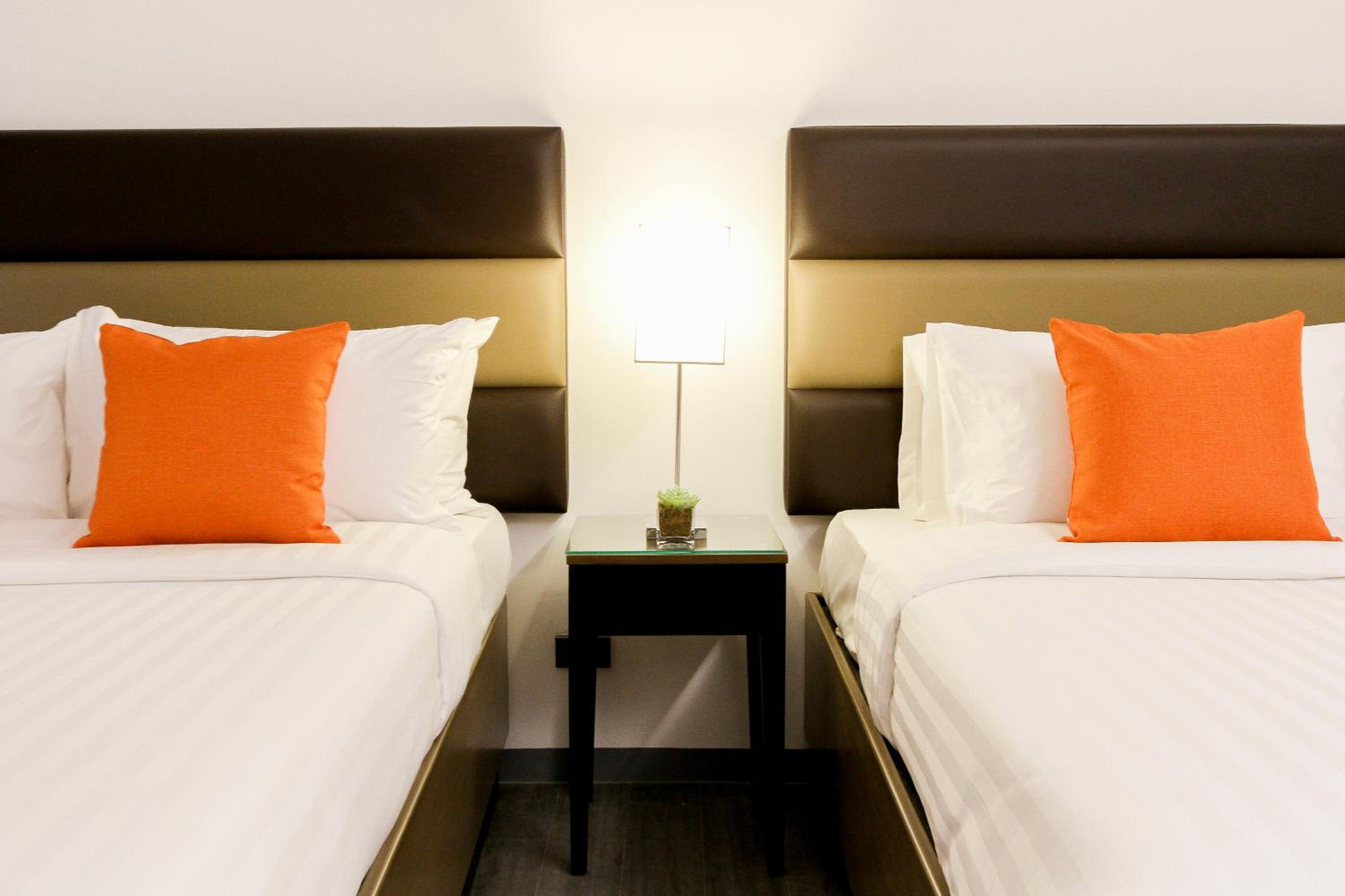 Deluxe Triple Room - Photo 1
