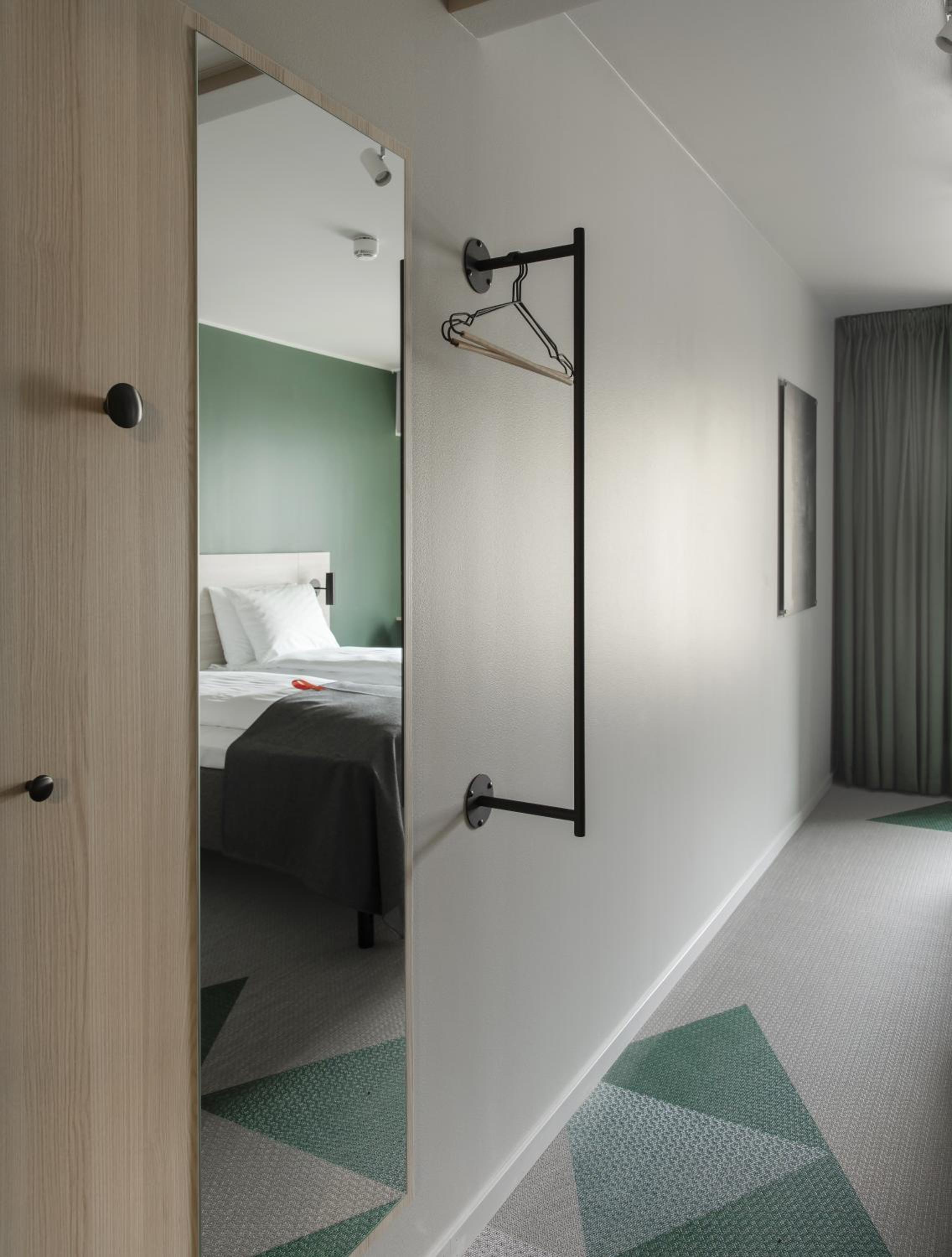 Twin Room - Photo 4