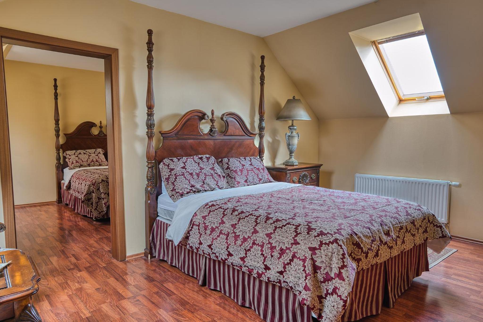 Two-Bedroom Suite - Photo 1