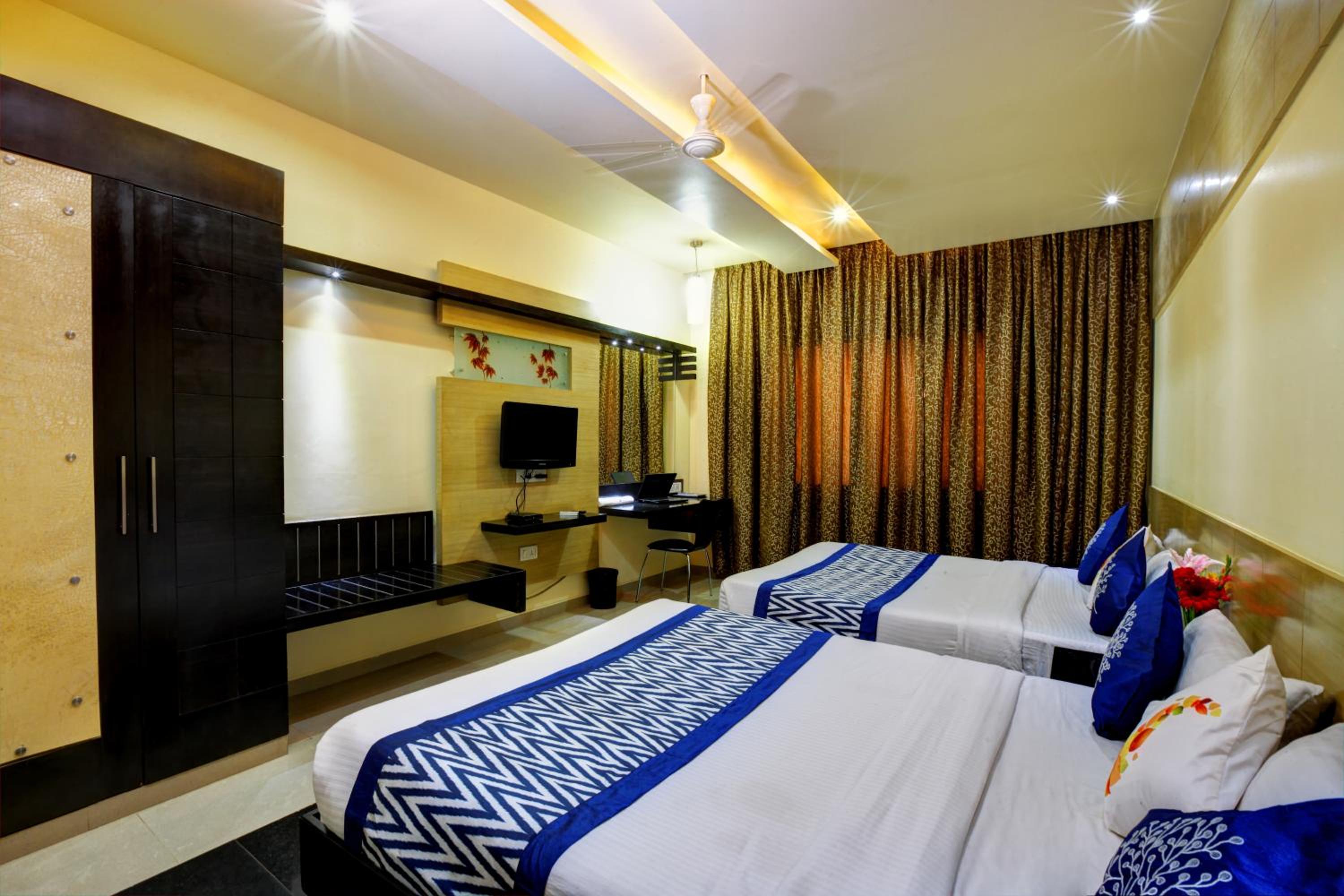 Deluxe Family Room - Photo 4