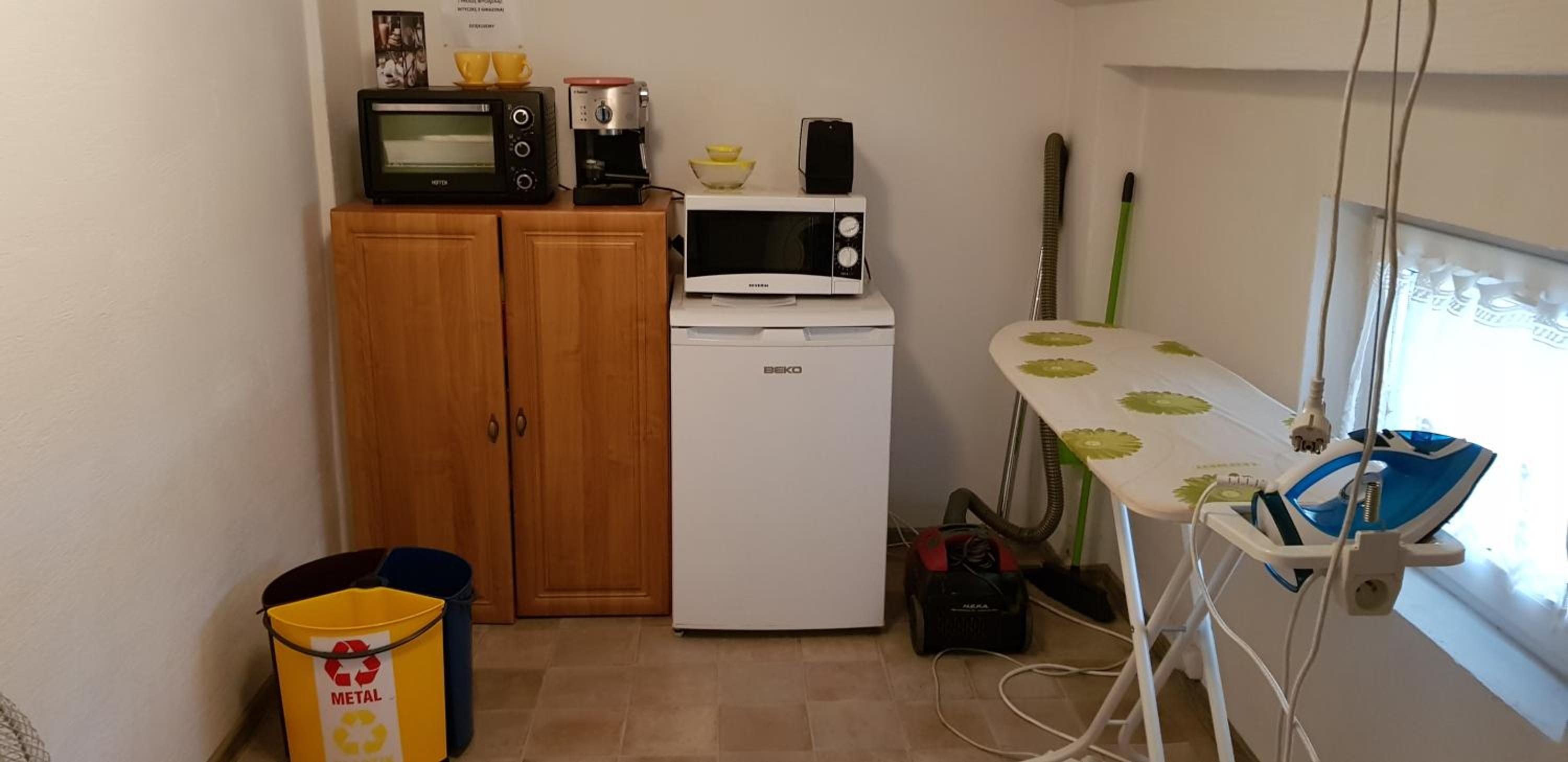 Studio Apartment - Photo 22
