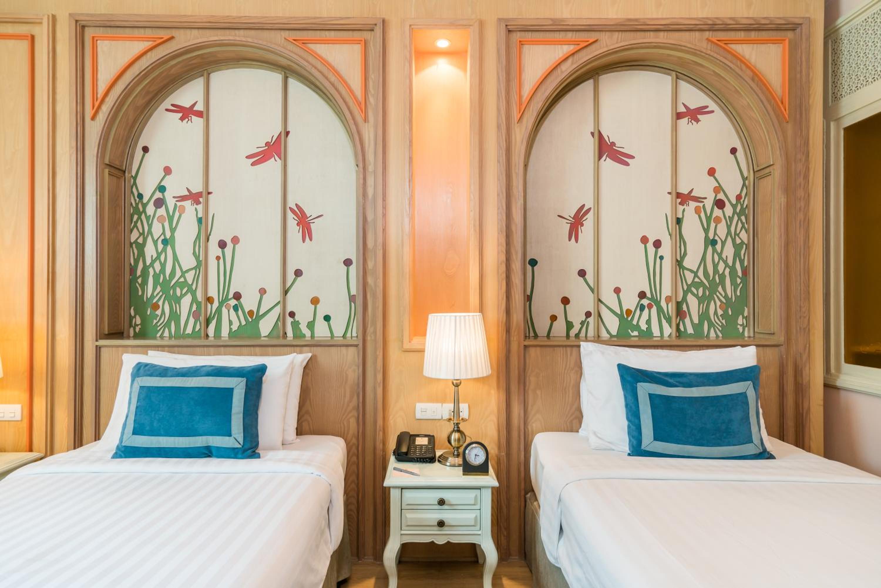 Deluxe Double or Twin Room High Floor photo 2
