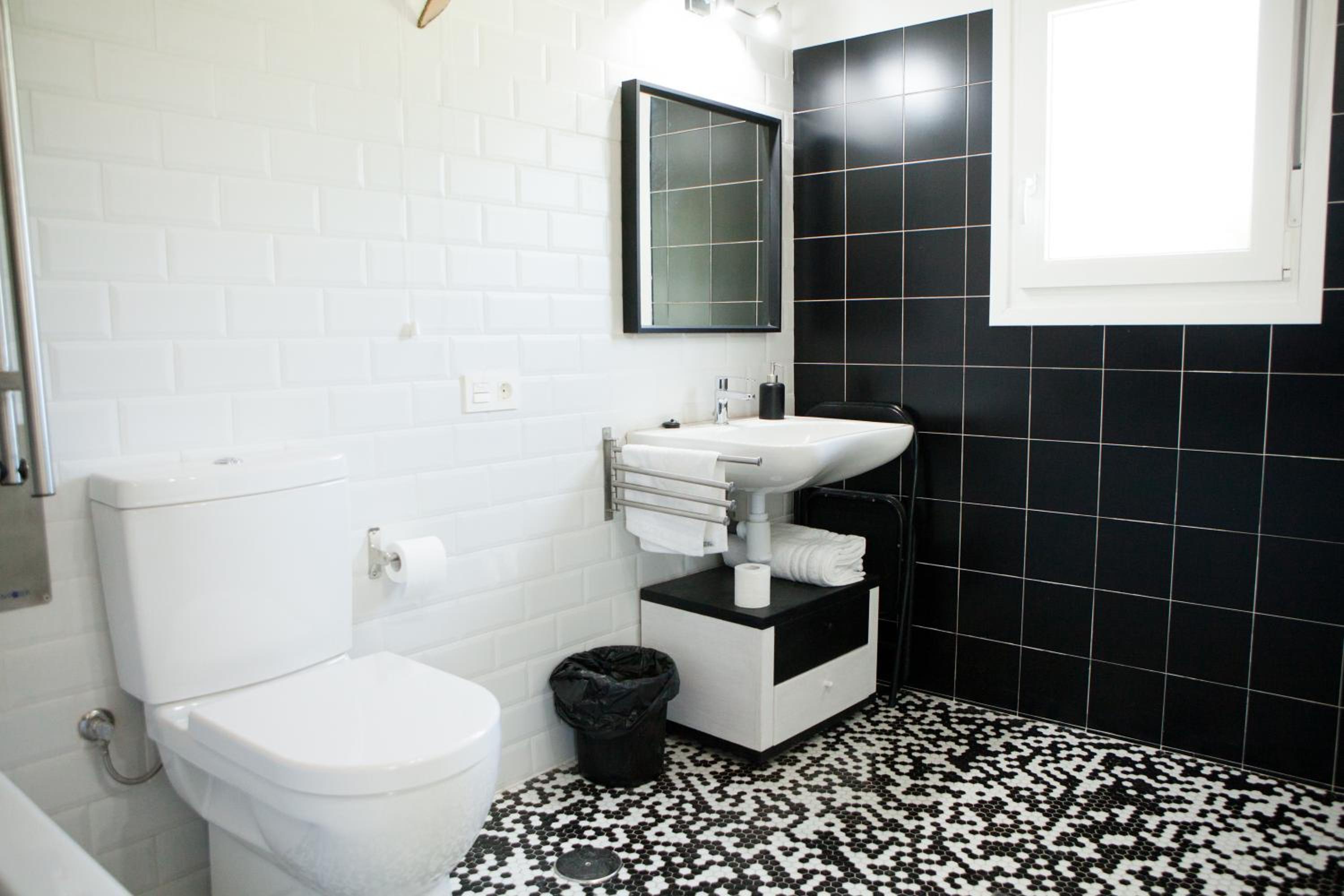 Double Room with Spa Bath photo 3