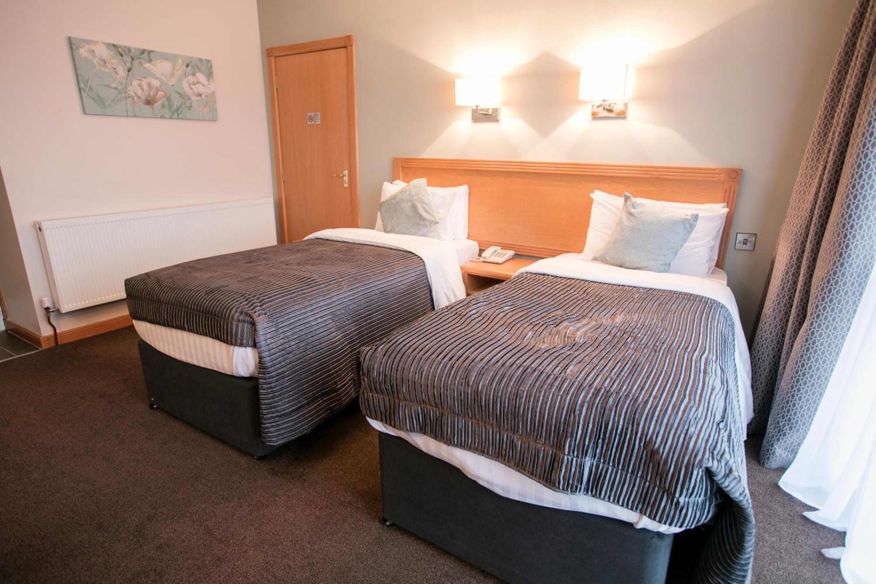 Standard Double Room photo 2