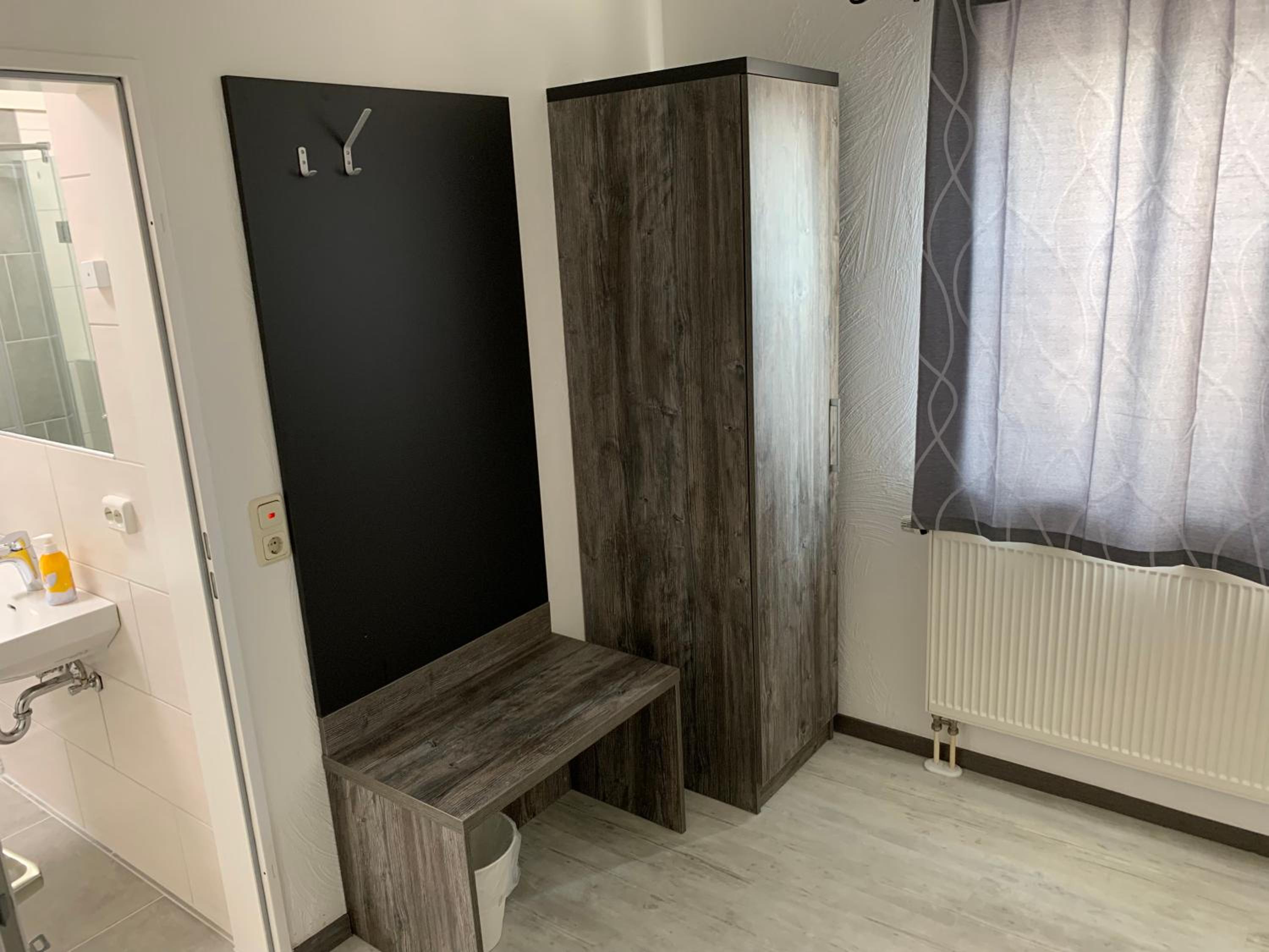 Single Room photo 3
