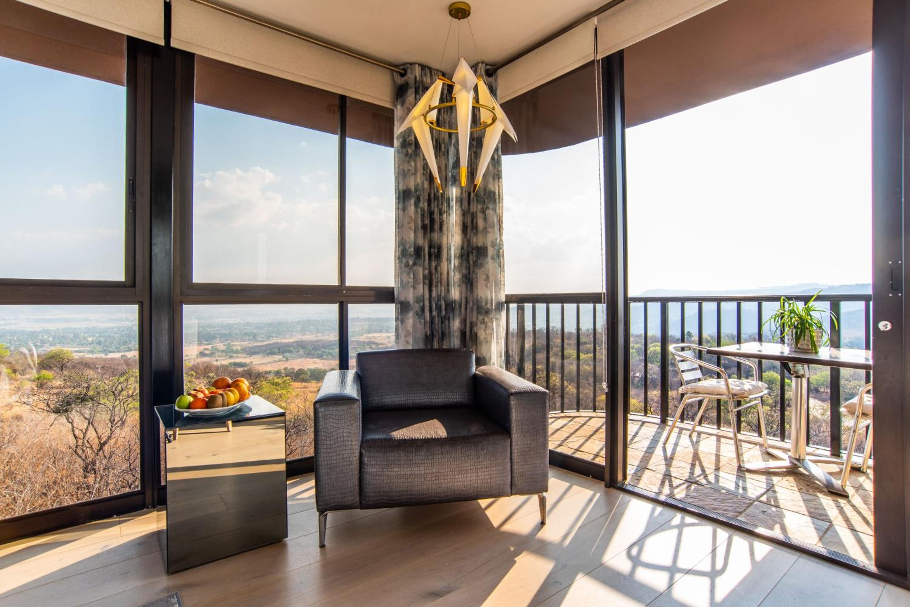 Junior Suite with Mountain View photo 2