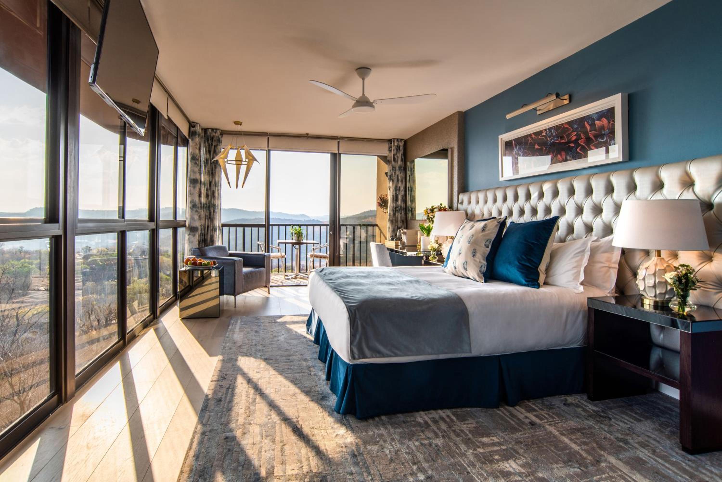 Junior Suite with Mountain View photo 1
