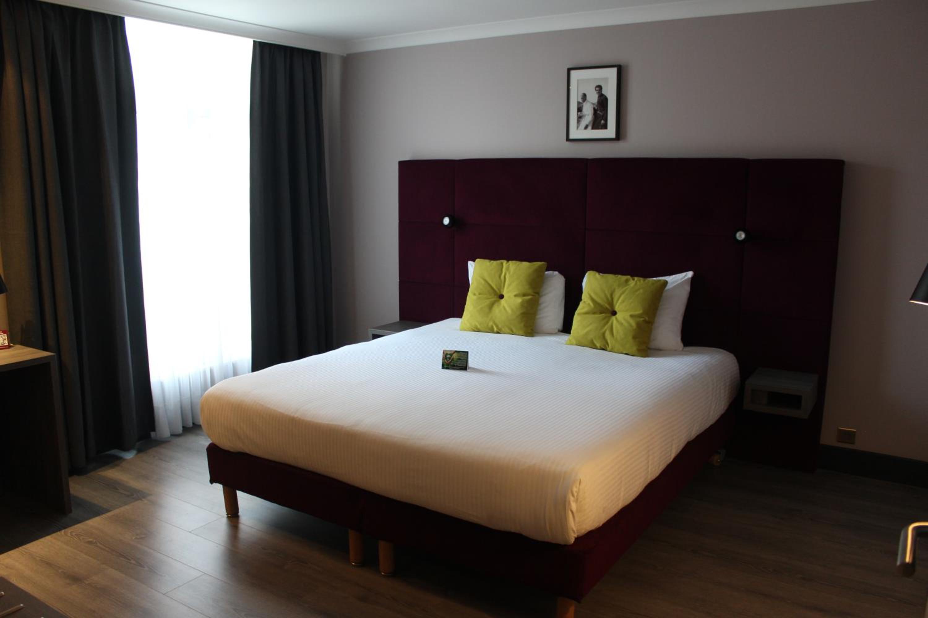 Standard Double or Twin Room photo 1