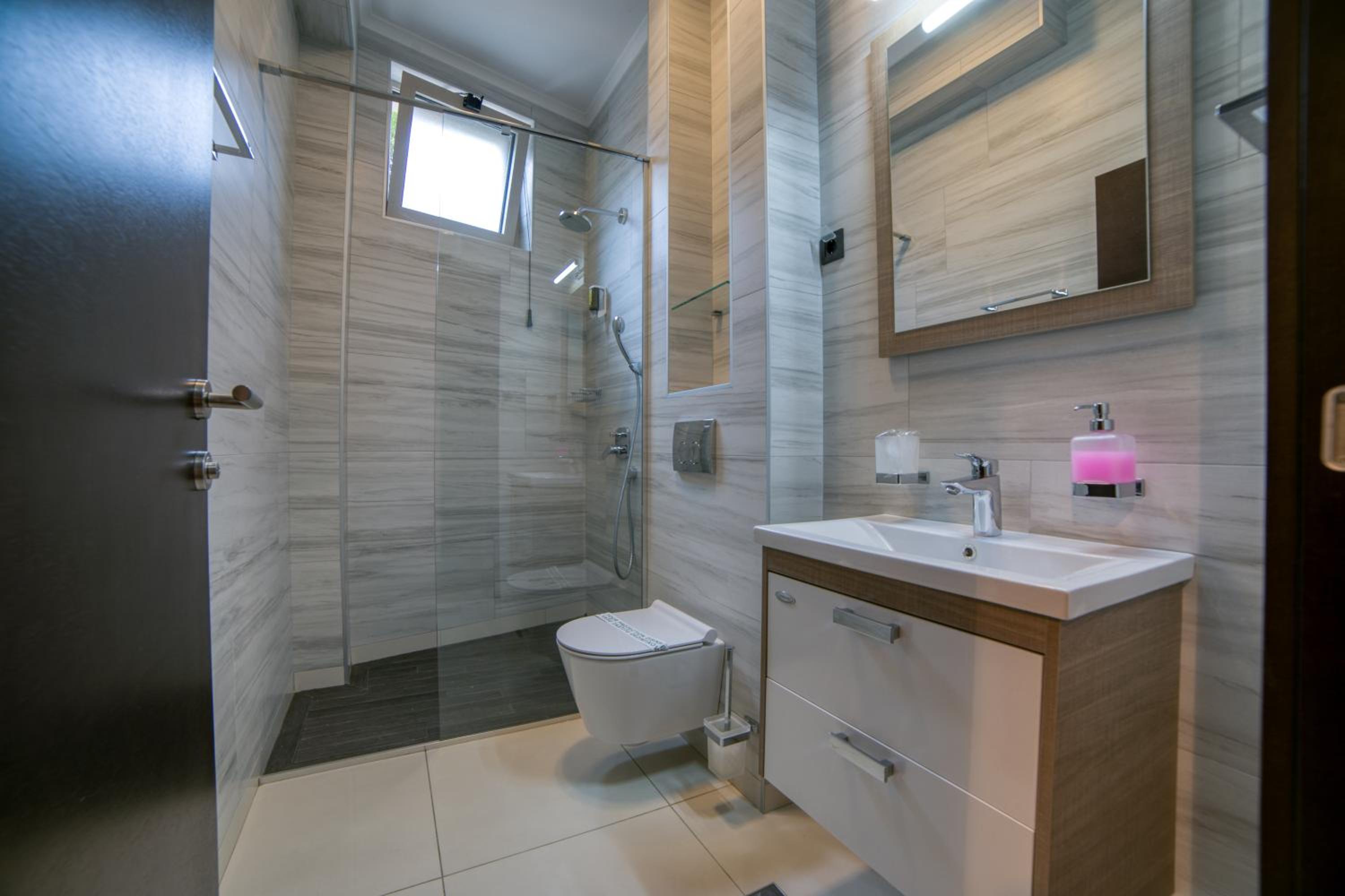 Superior Apartment - Photo 10