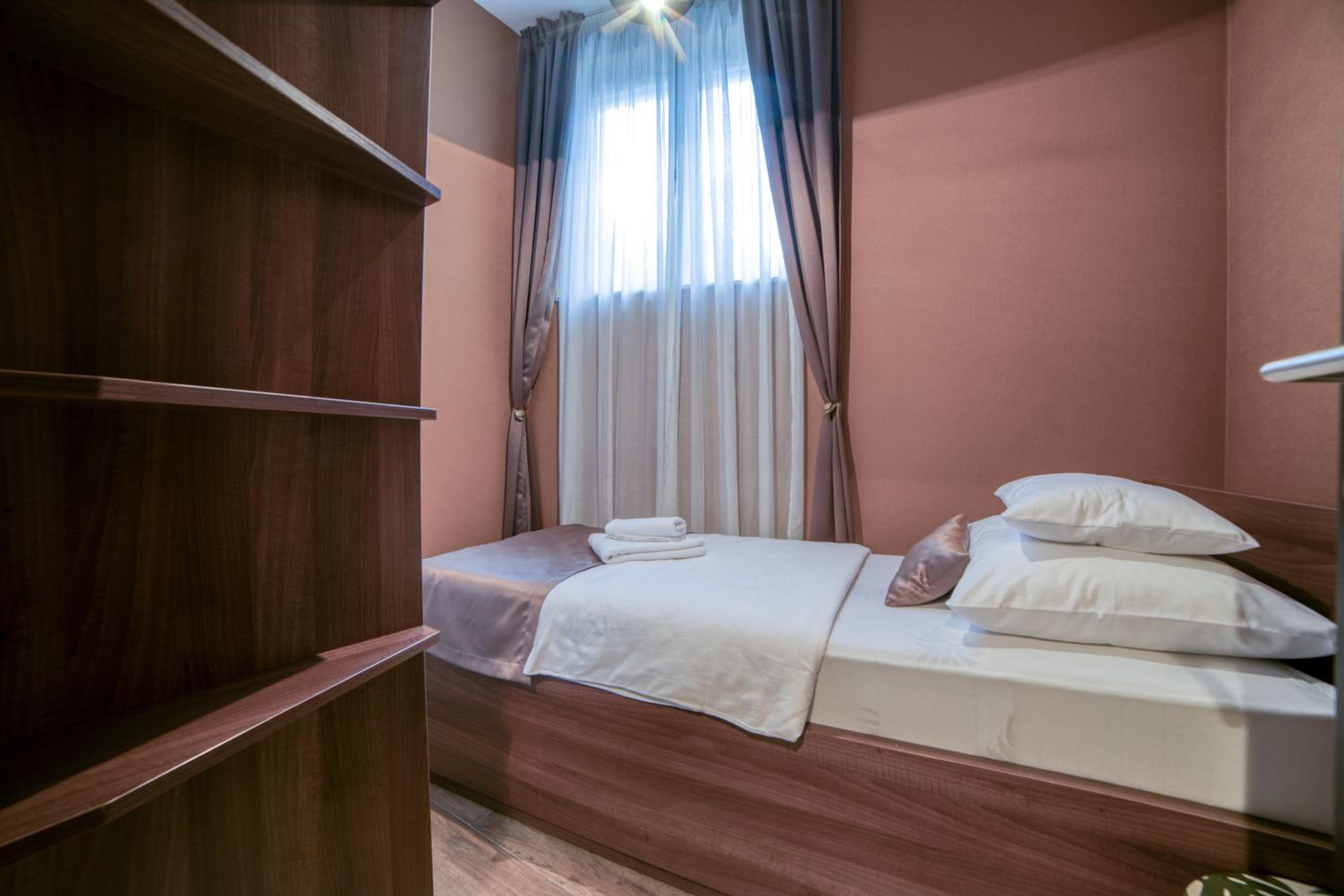 Superior Apartment - Photo 9