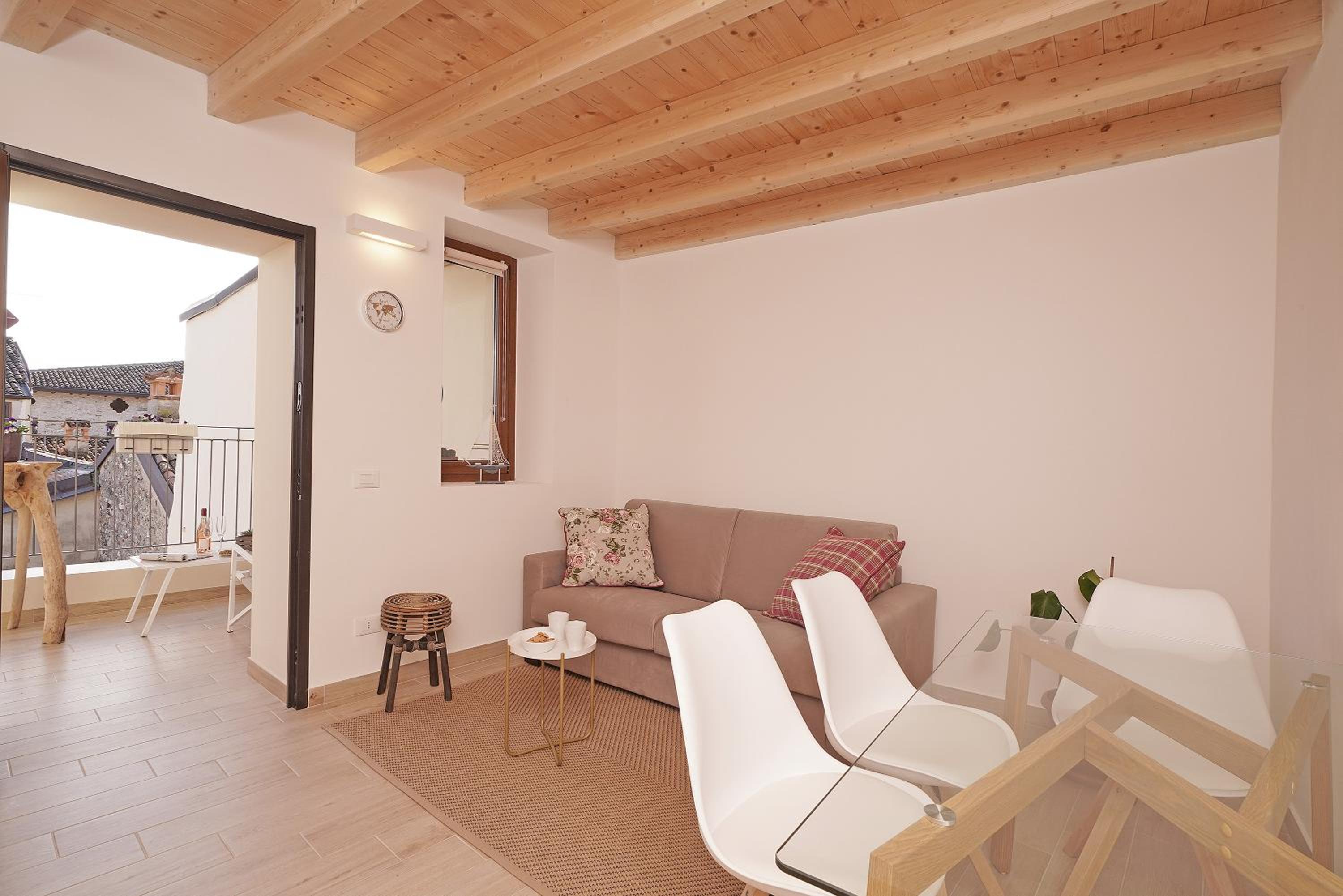 Apartment photo 1