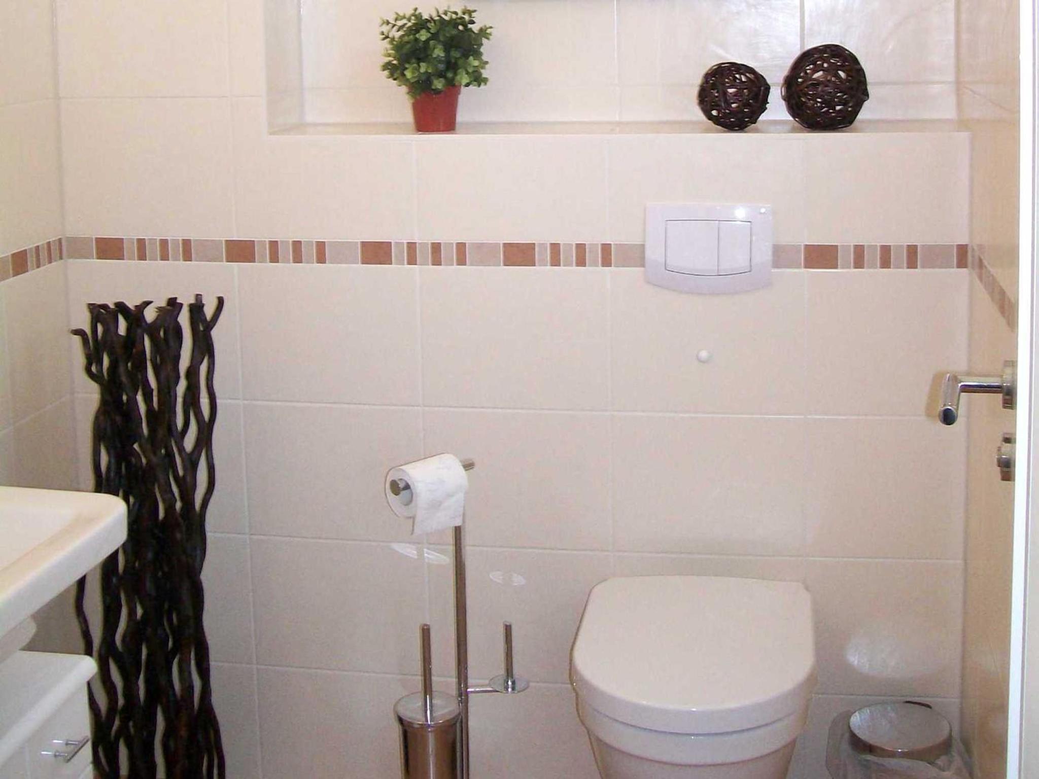 Two-Bedroom House photo 3