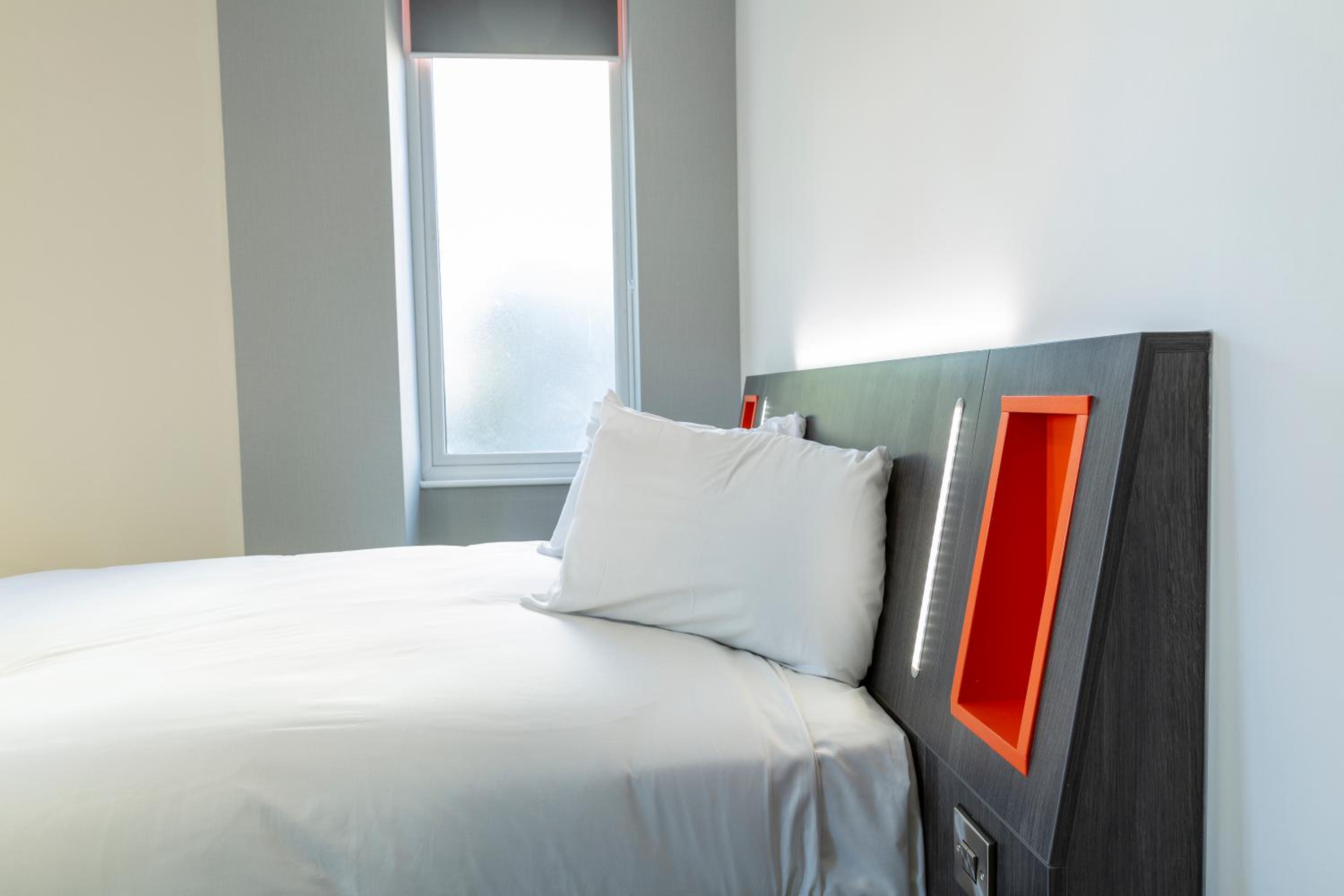 Double Room - Photo 3