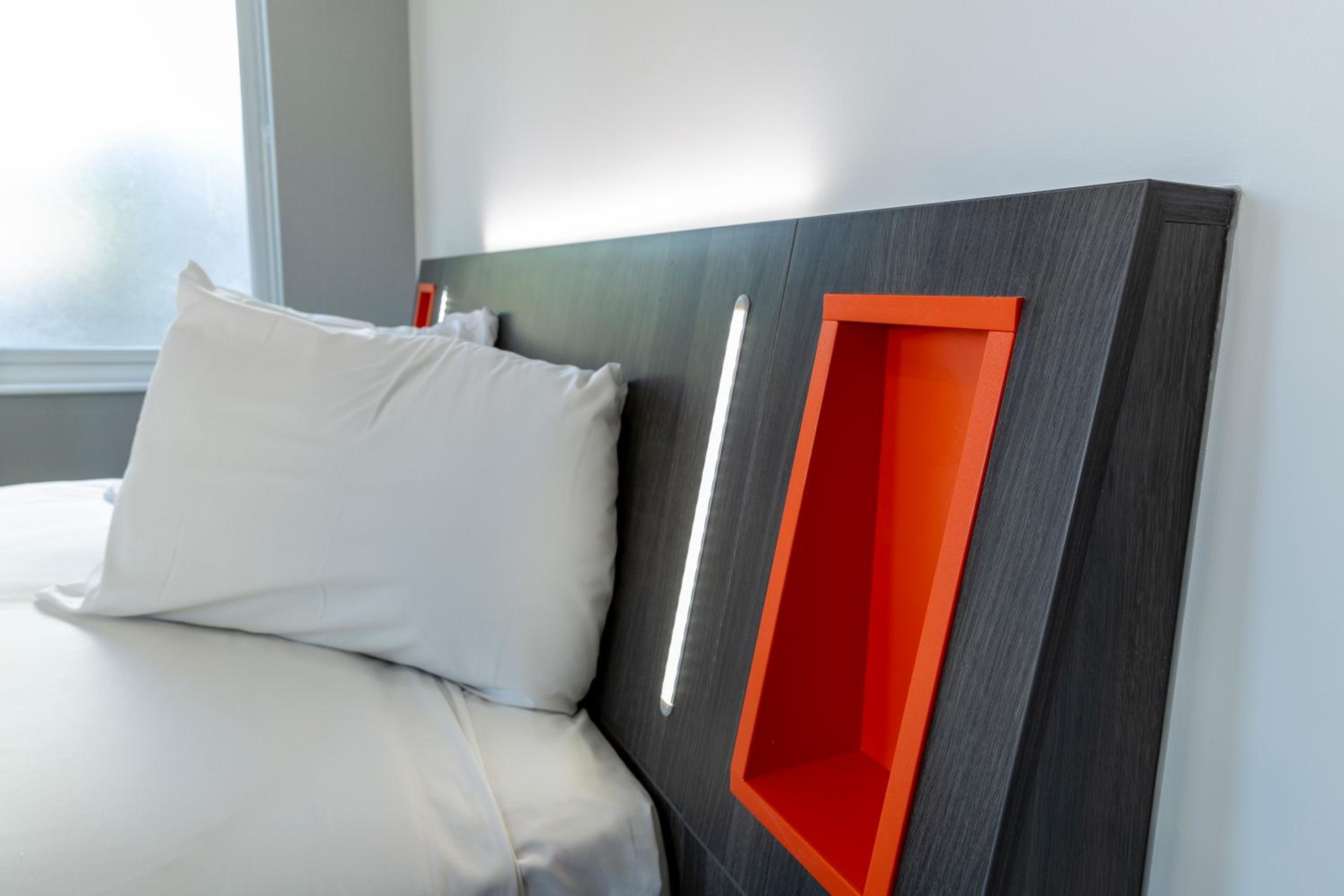 Double Room - Photo 7