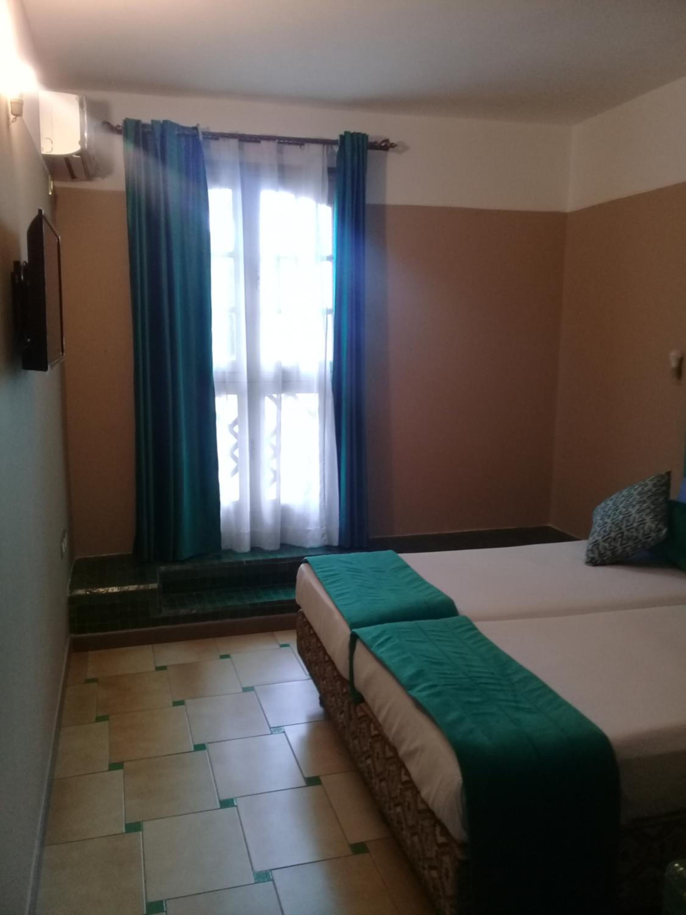 Superior Double or Twin Room - Photo 3