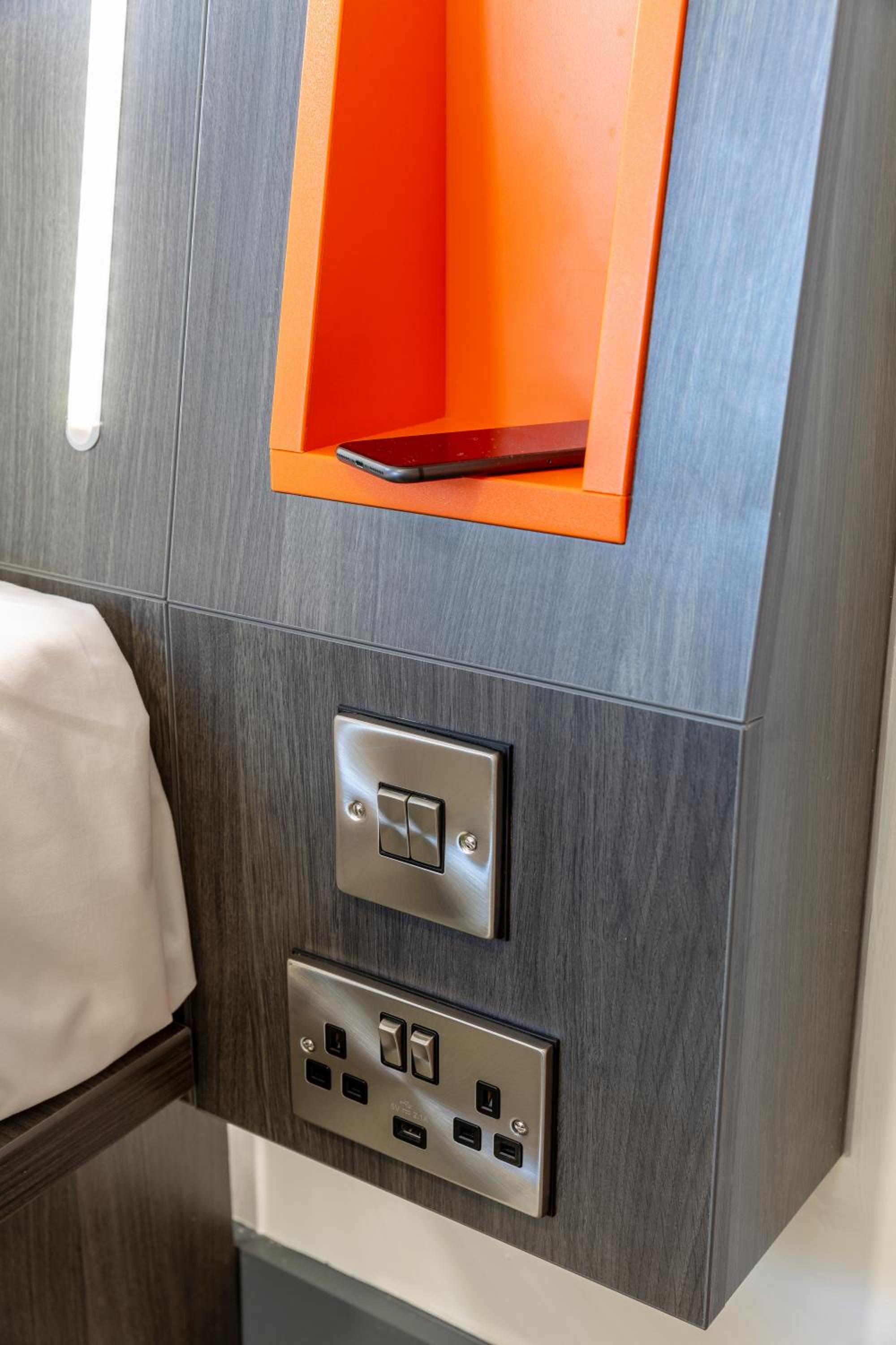 Double Room - Photo 10