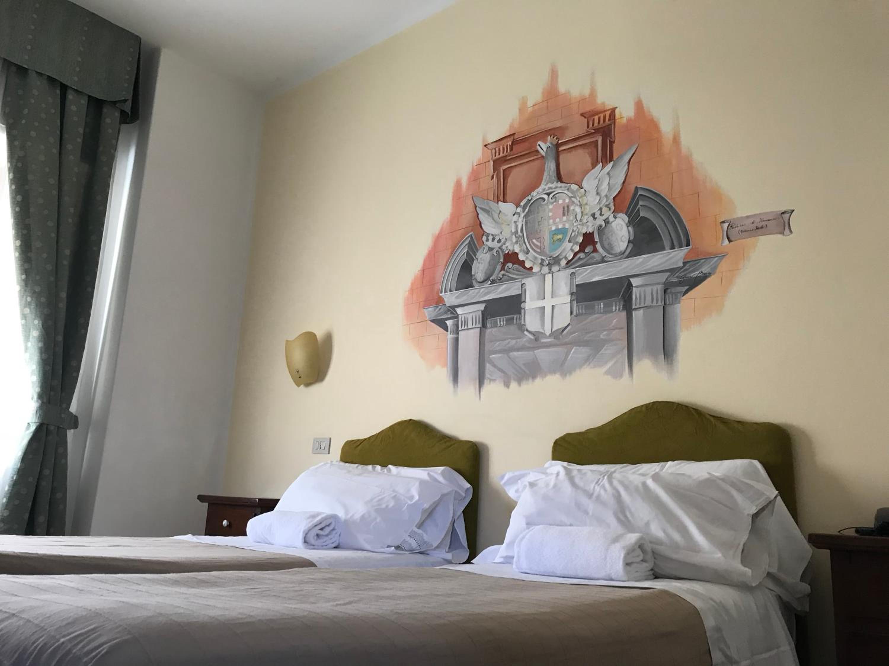 Double Room - Photo 3