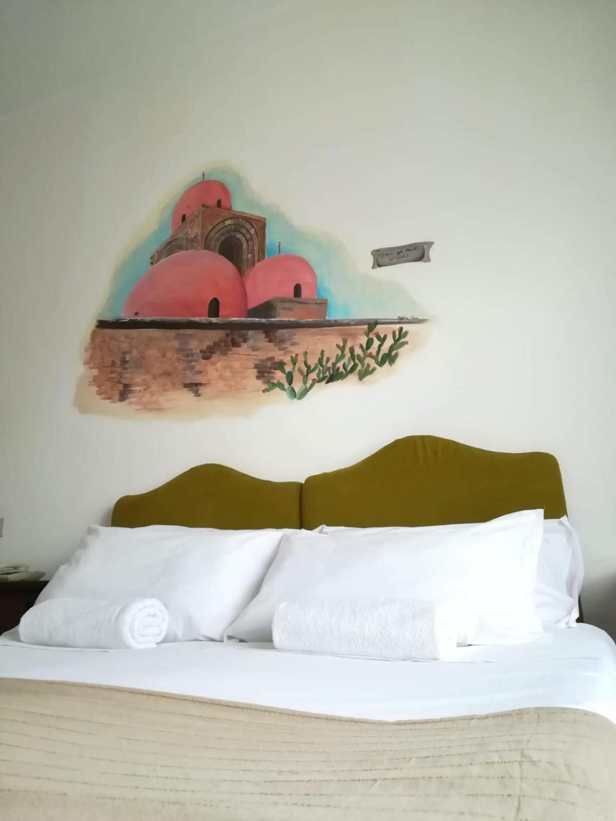 Double Room - Photo 15