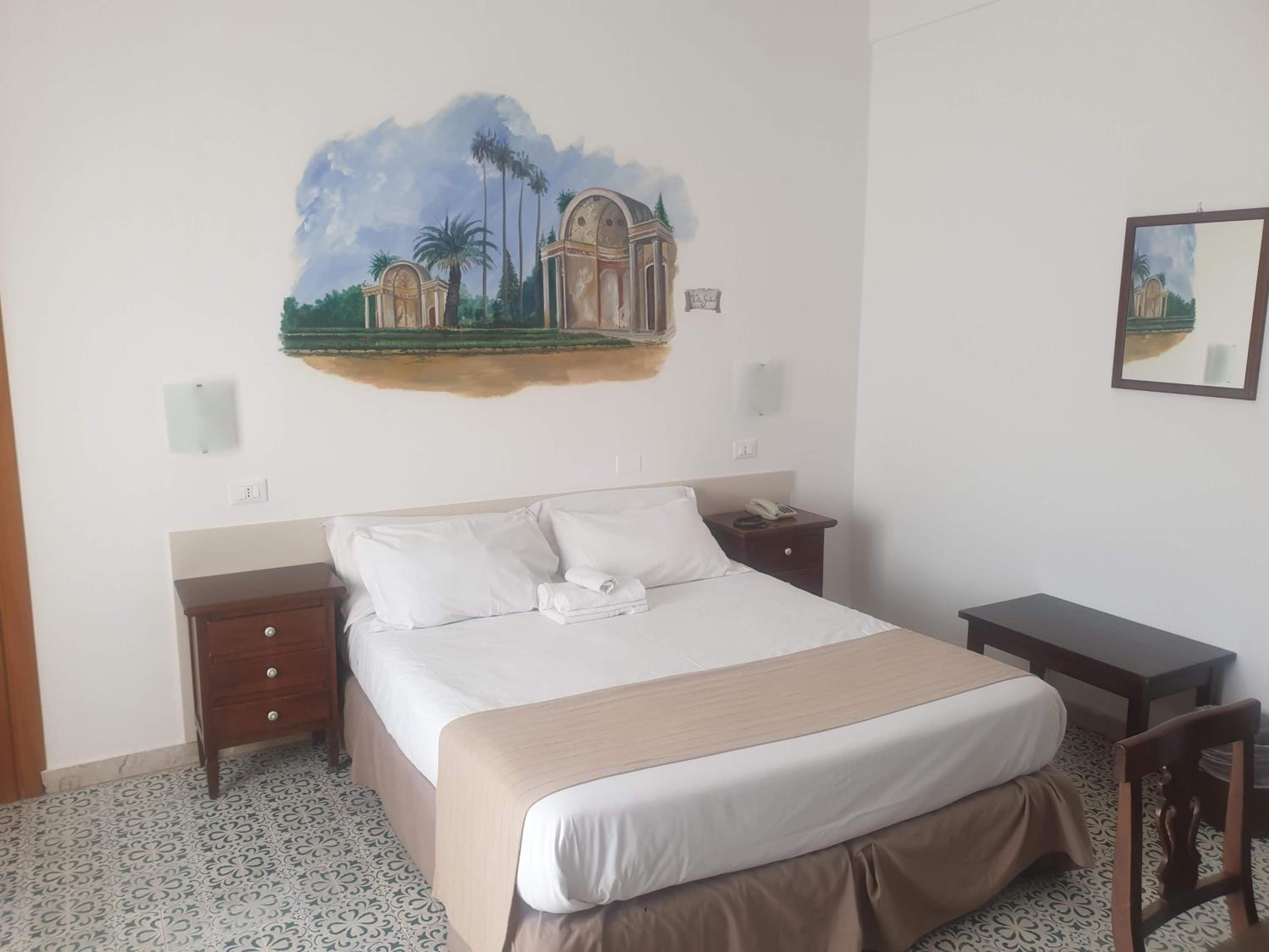 Double Room - Photo 4