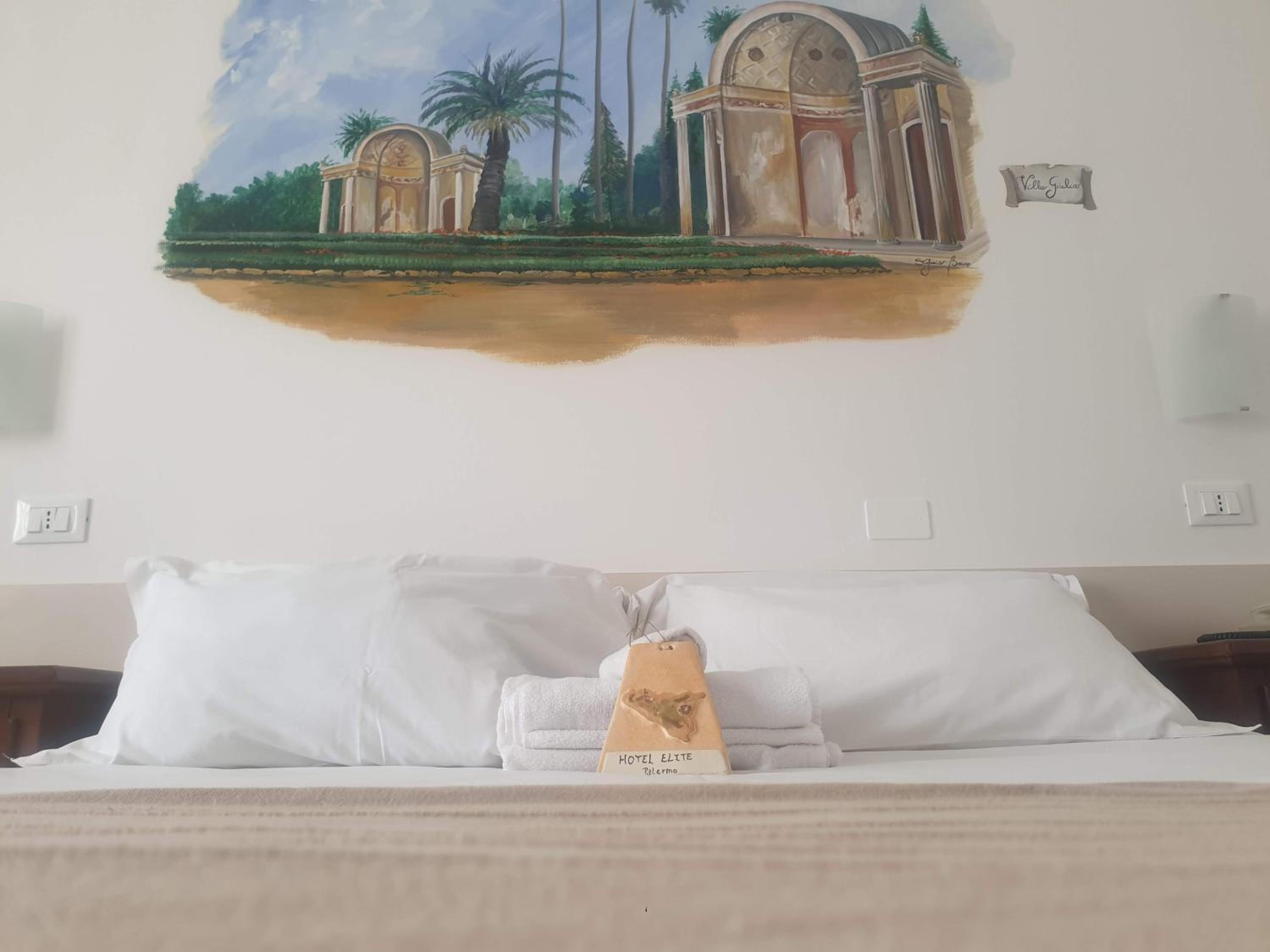 Double Room - Photo 9