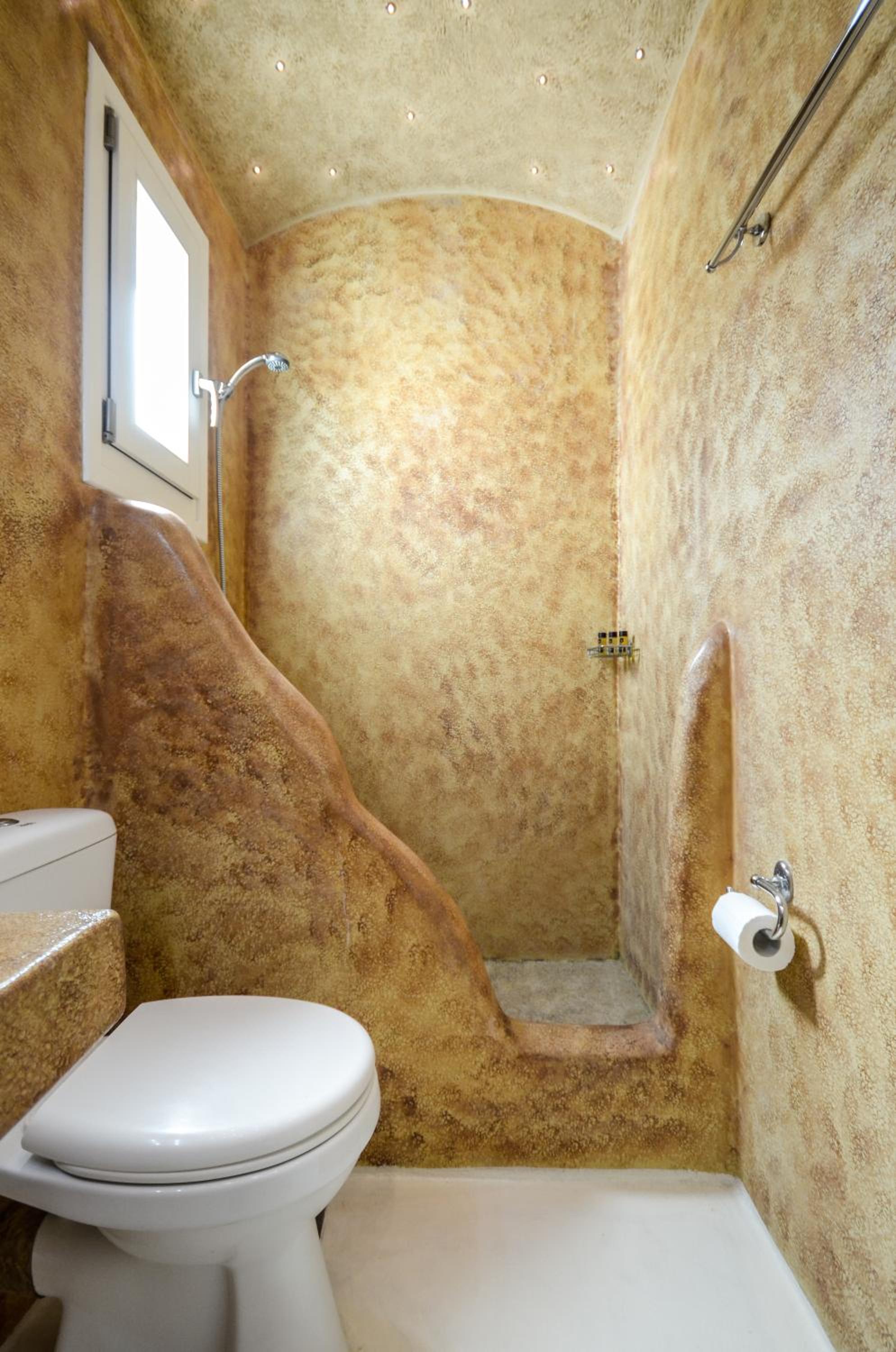 Suite with Hot Tub