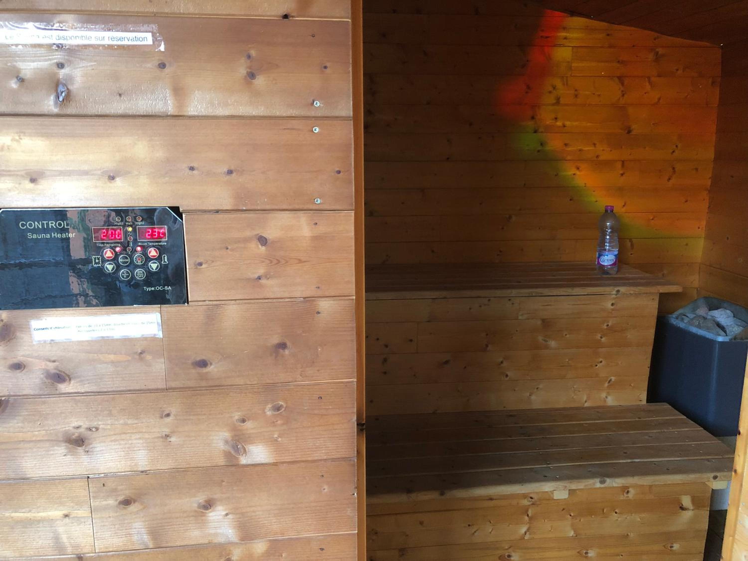 Double Room - Photo 24