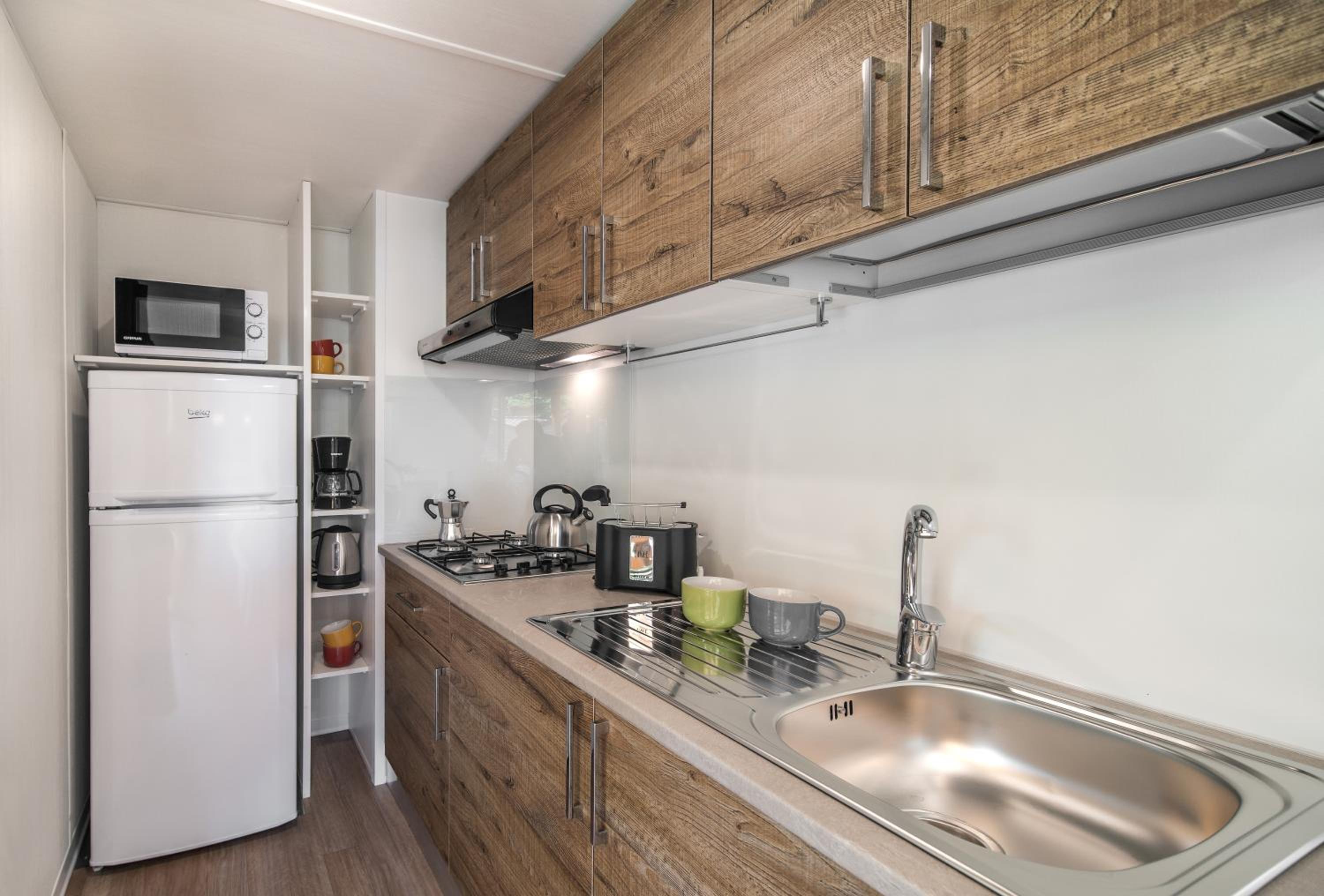 Superior Bungalow - Photo 12