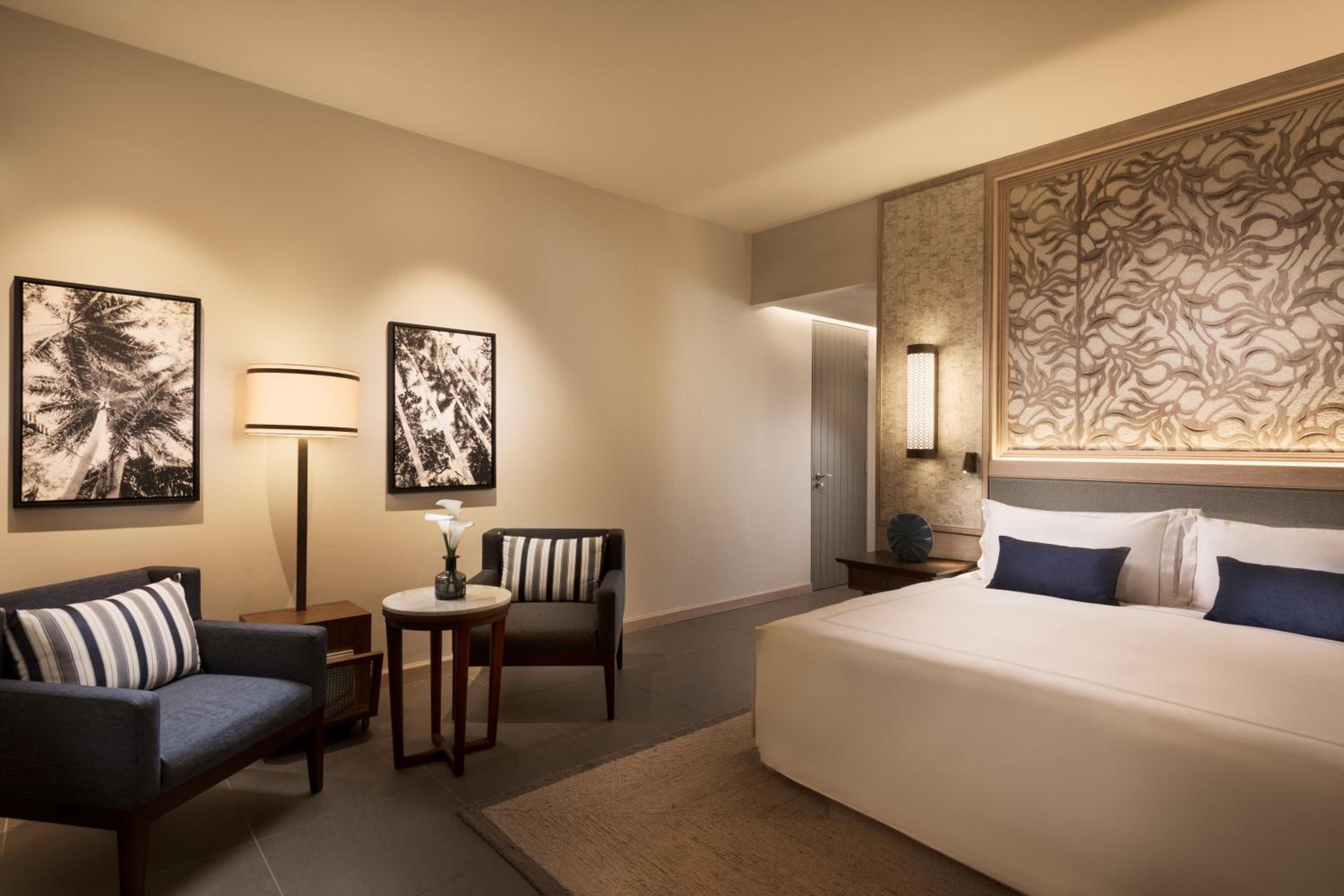 Deluxe Ocean View Room - Photo 3