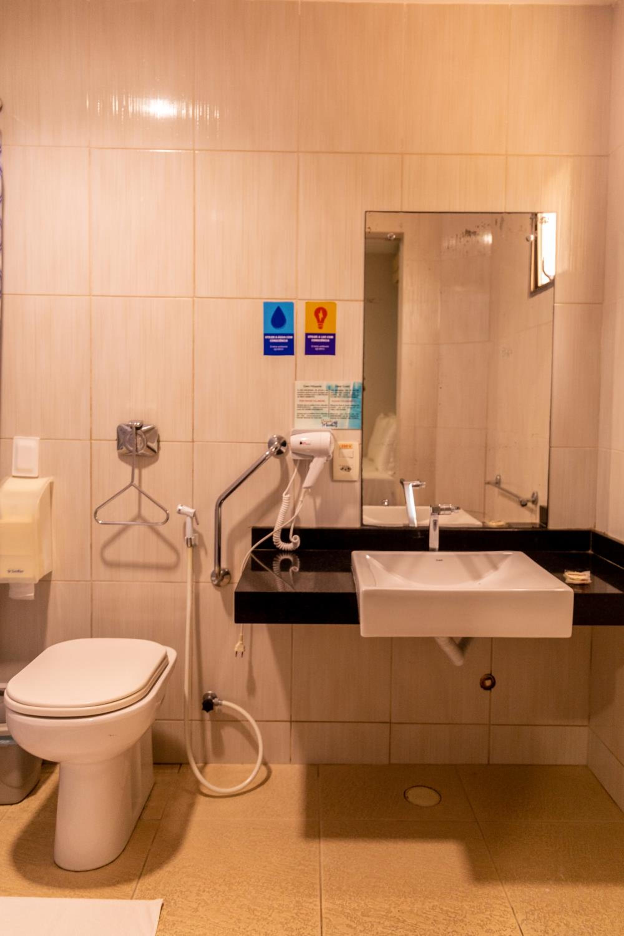 Double Room - Disability Access photo 2