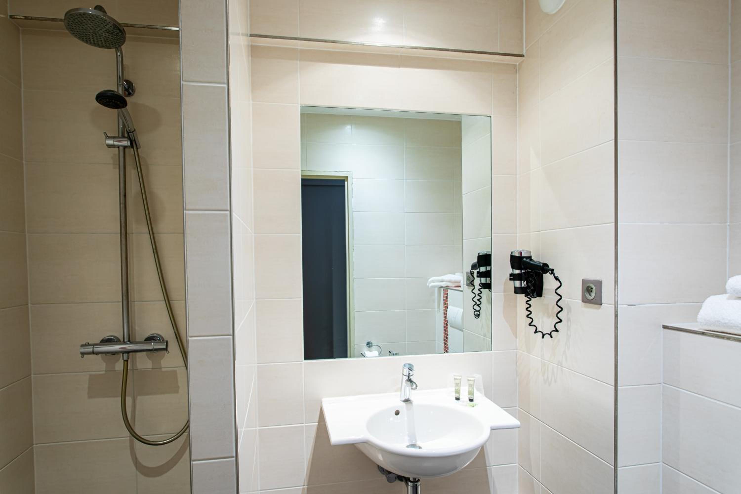 Standard Double Room - Spa access included  photo 3