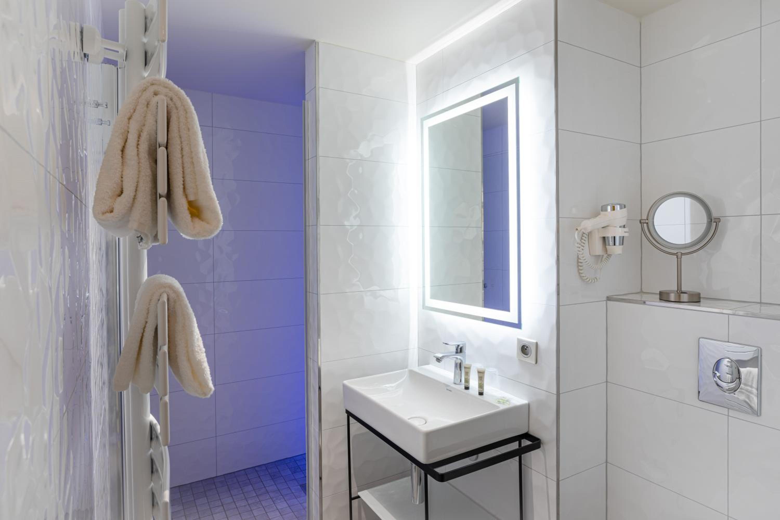Junior Suite  with SPA Access Included photo 3