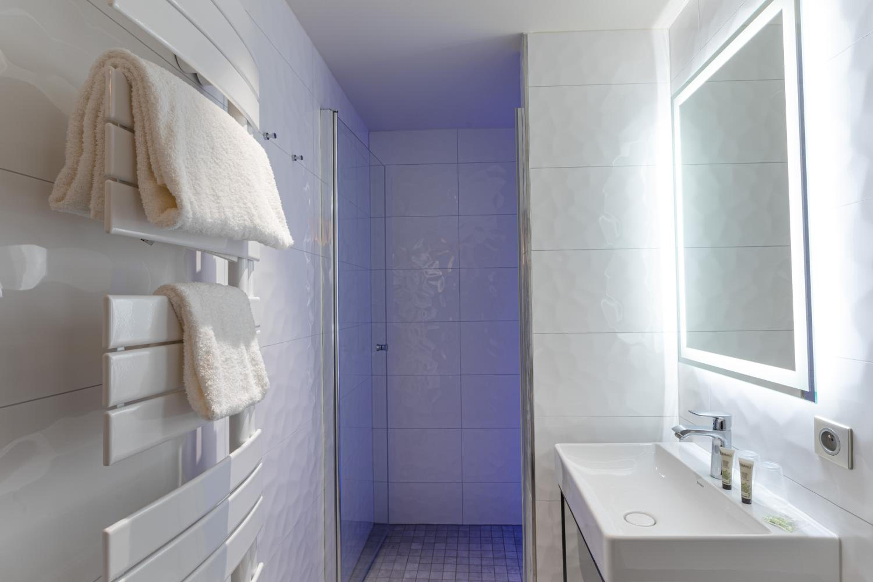 Duplex Suite - Spa Access Included photo 3