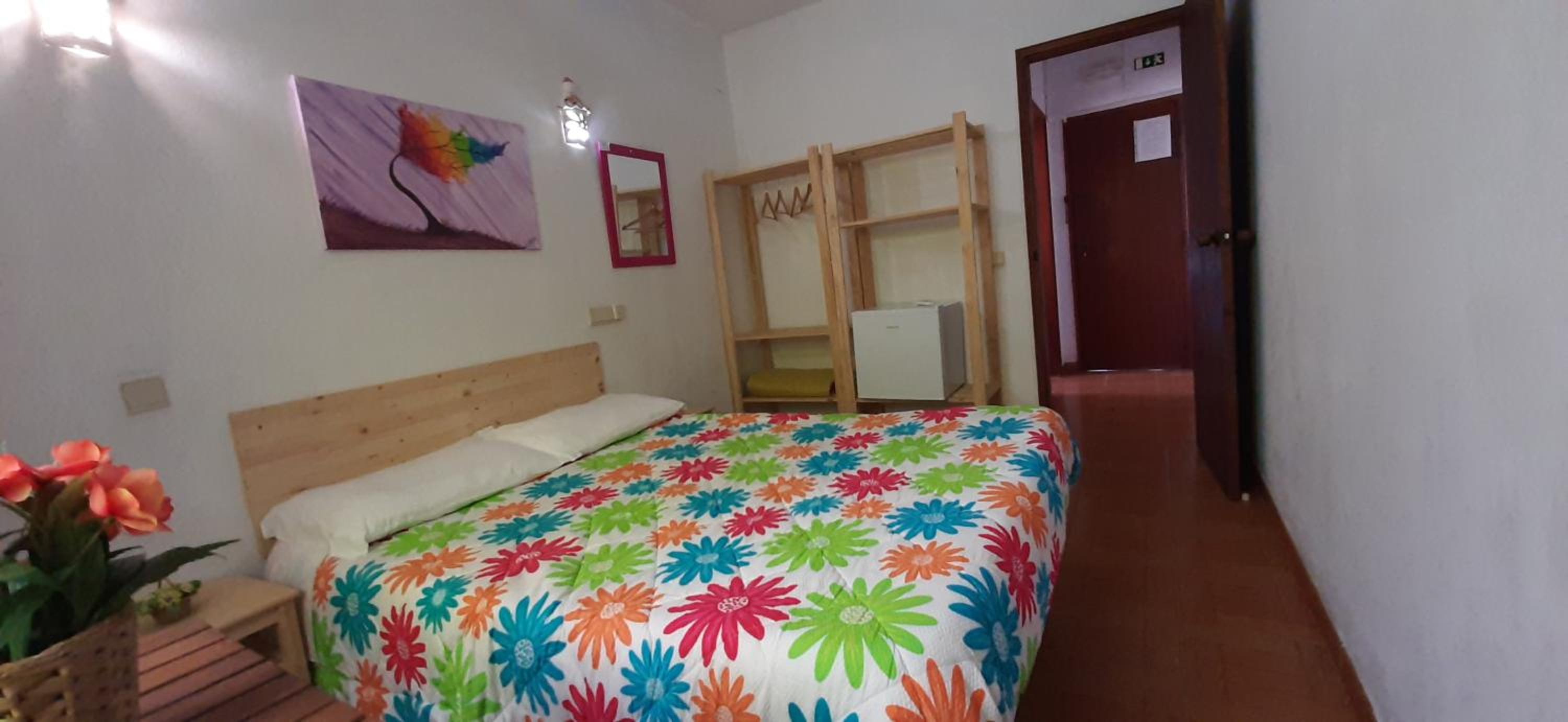 Double Room - Photo 6