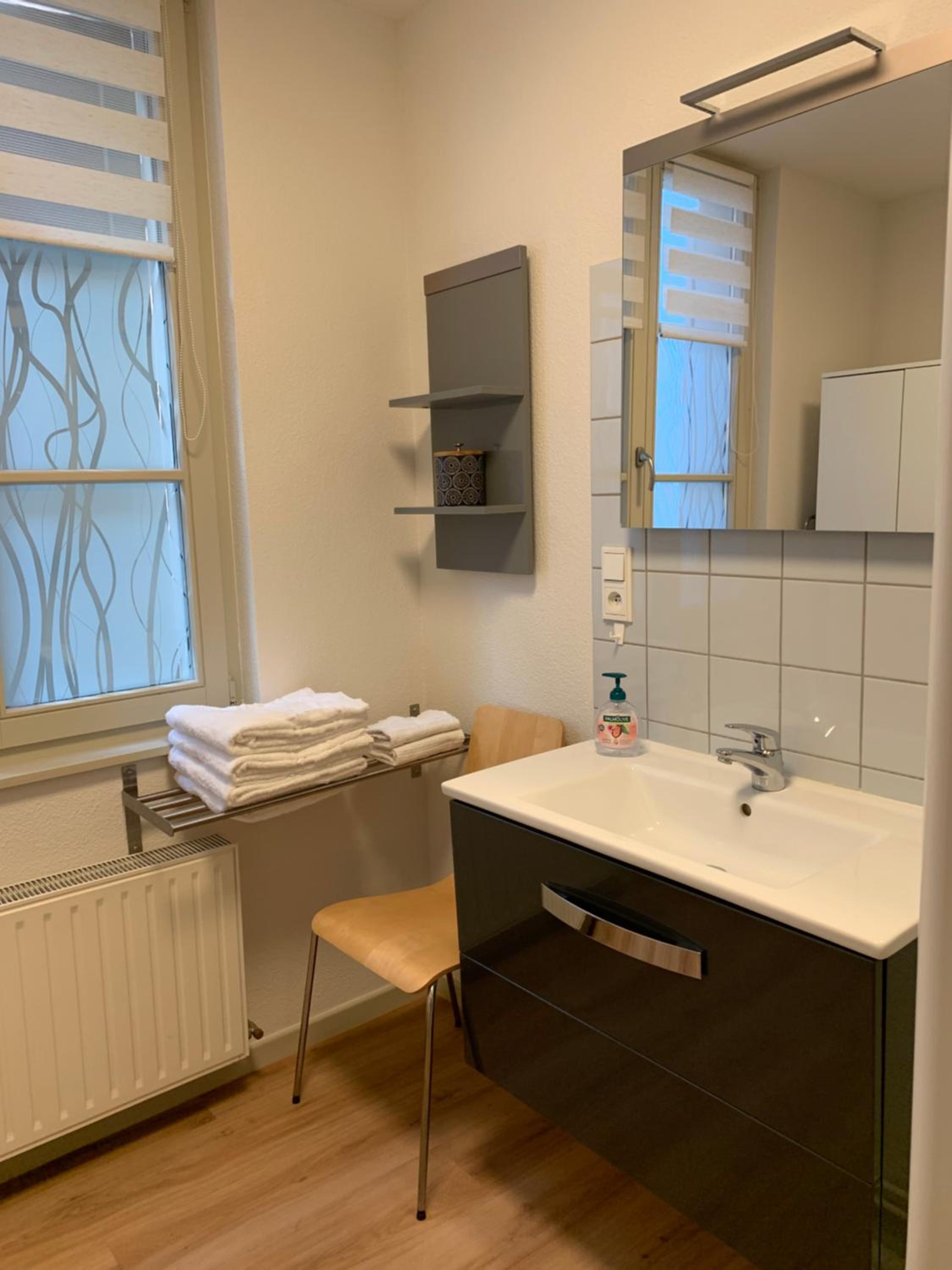 One-Bedroom Apartment En Tête à Tête