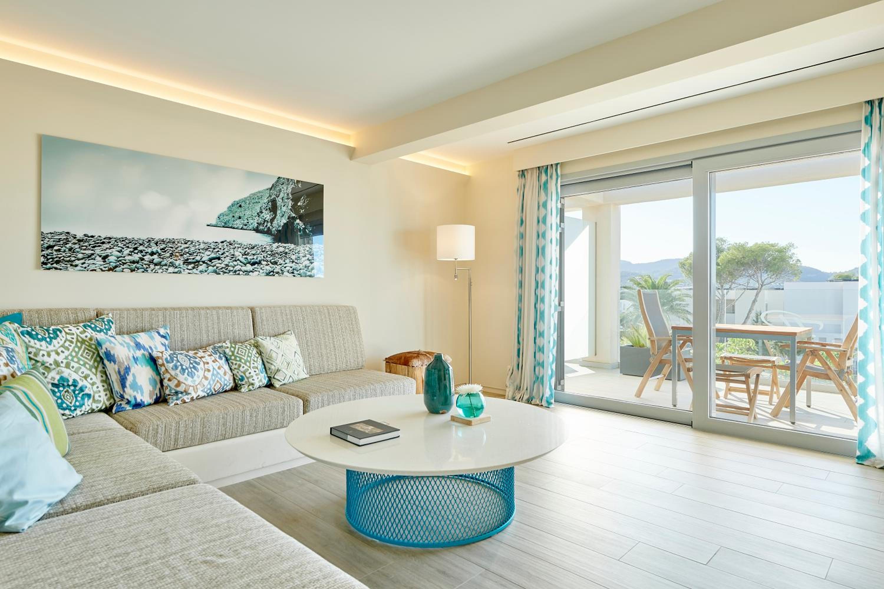 Deluxe Resort Suite