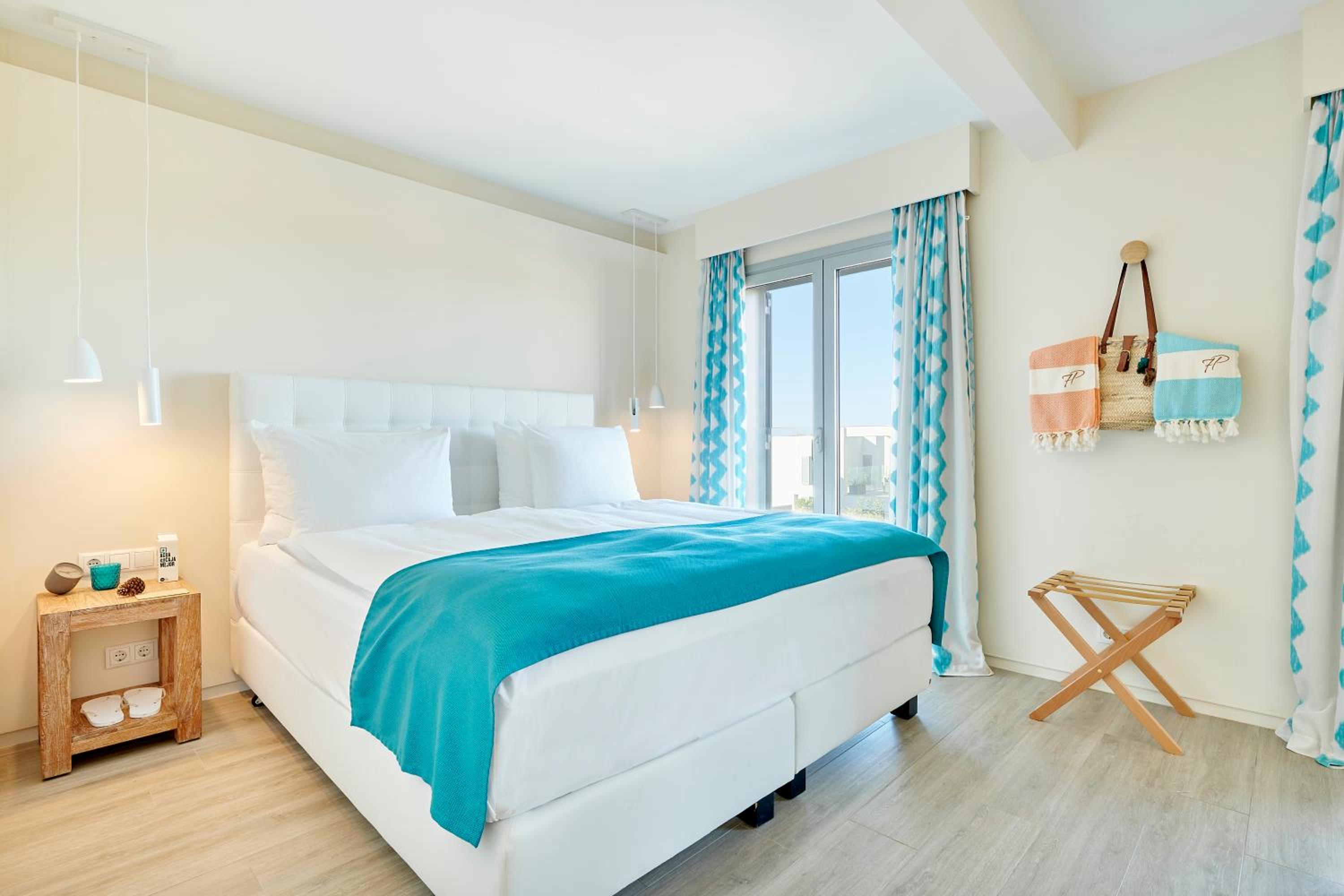 Deluxe Resort Suite photo 3