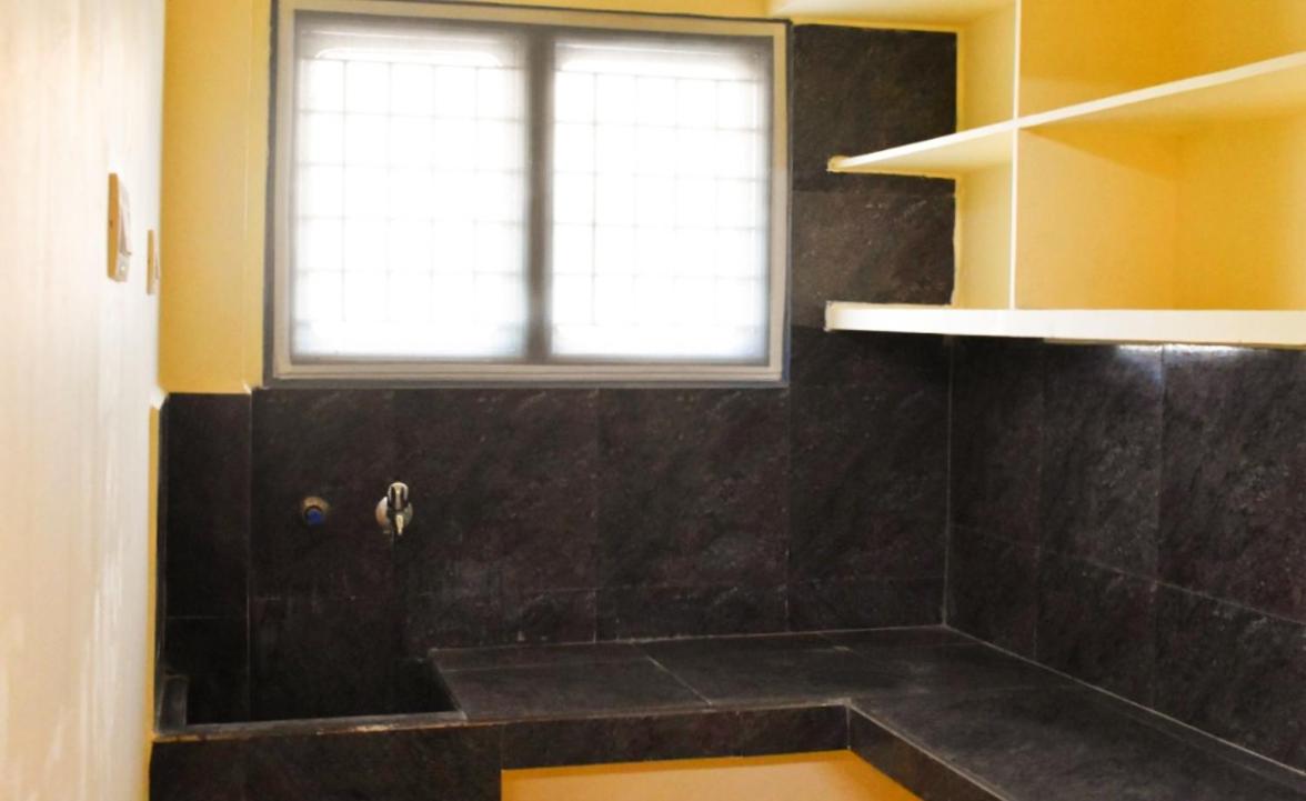 One-Bedroom Apartment - Photo 7